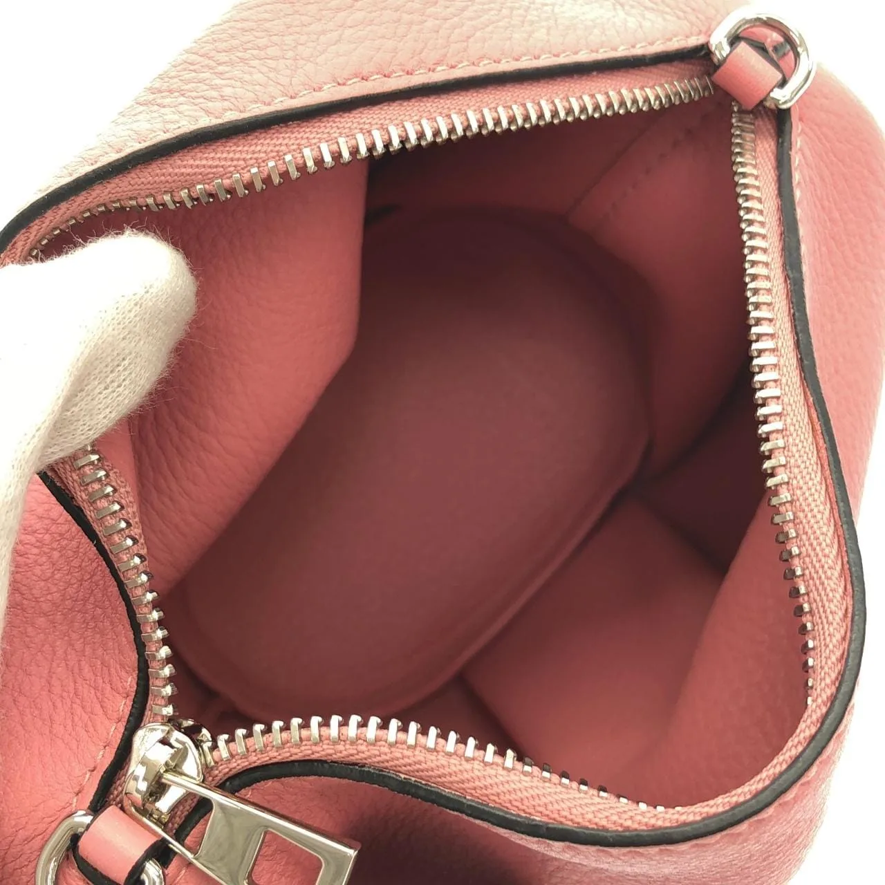 LOEWE 199 30 M93 Shoulder 黑色 中古品A - 縮圖 6