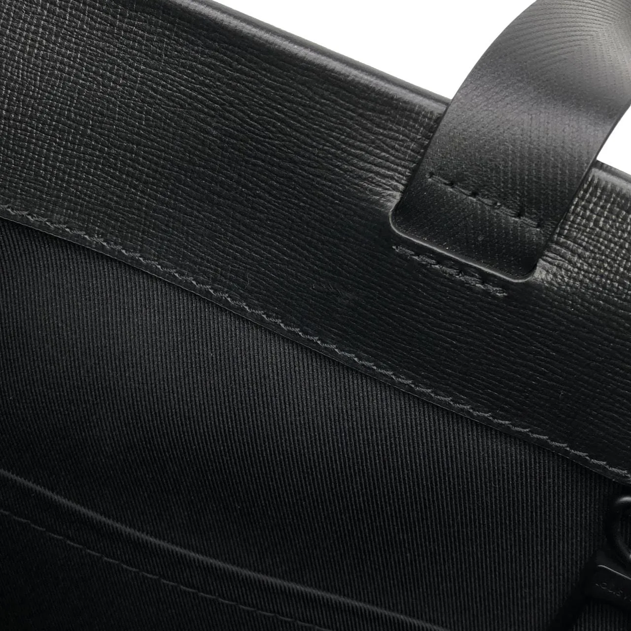 LOUIS VUITTON M13979 Tote