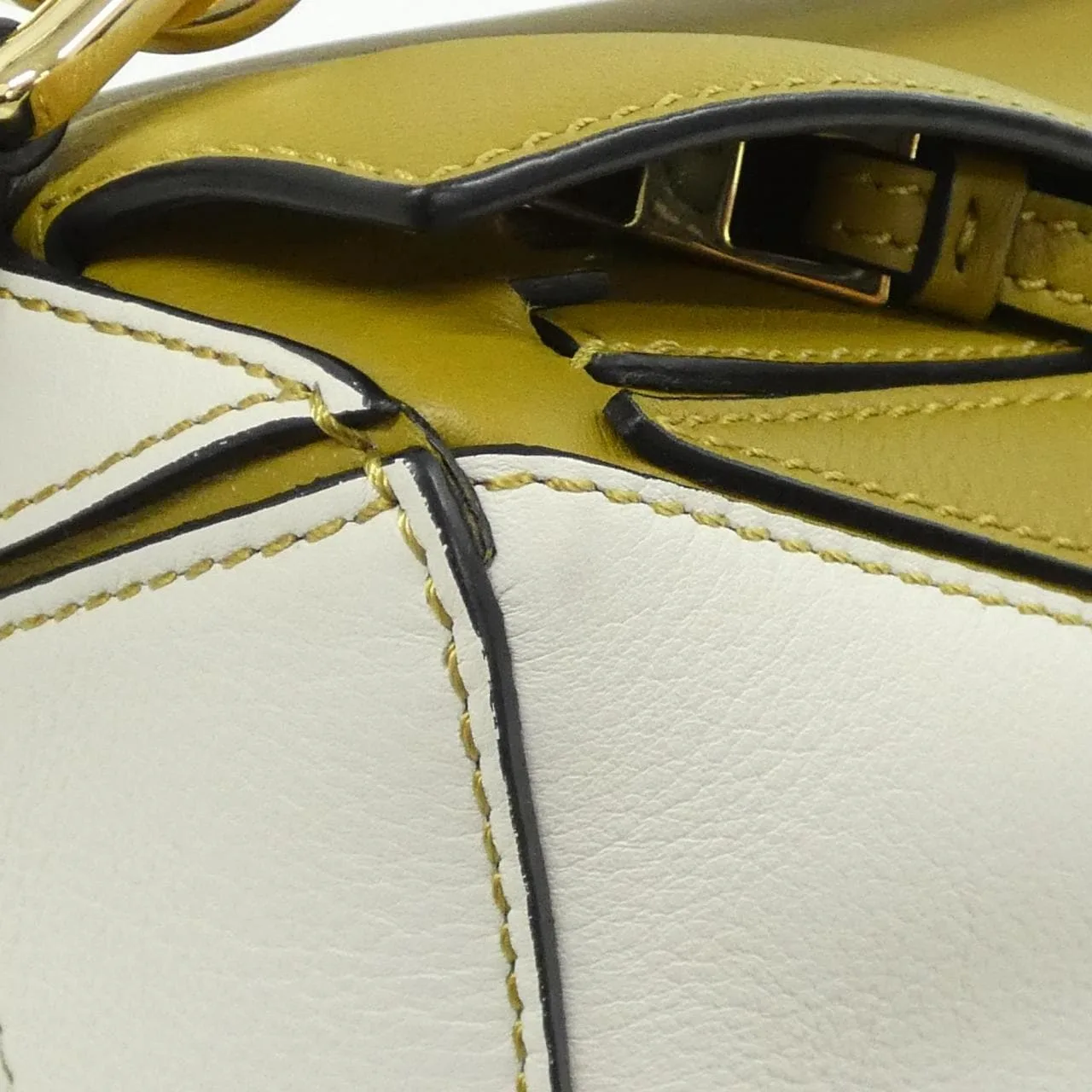 LOEWE Puzzle A510S21X55 Handbag 黑色 中古品A - 縮圖 5