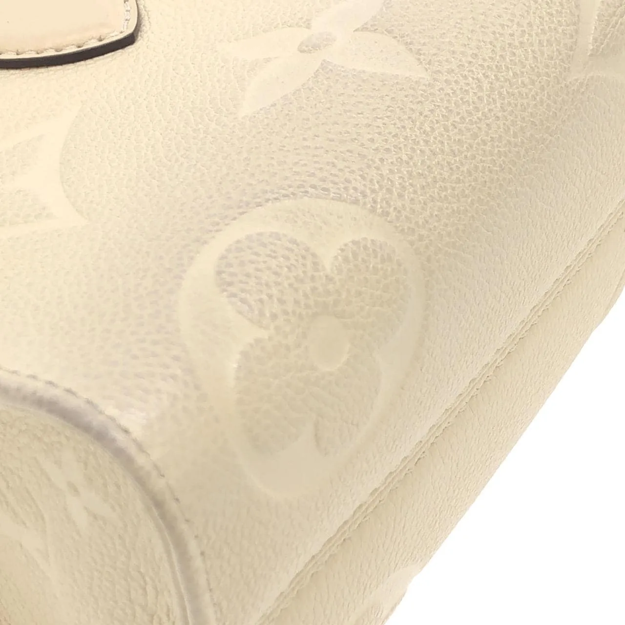 LOUIS VUITTON OnTheGo M23698 Handbag Monogram 黑色 Monogram 中古品A - 縮圖 4