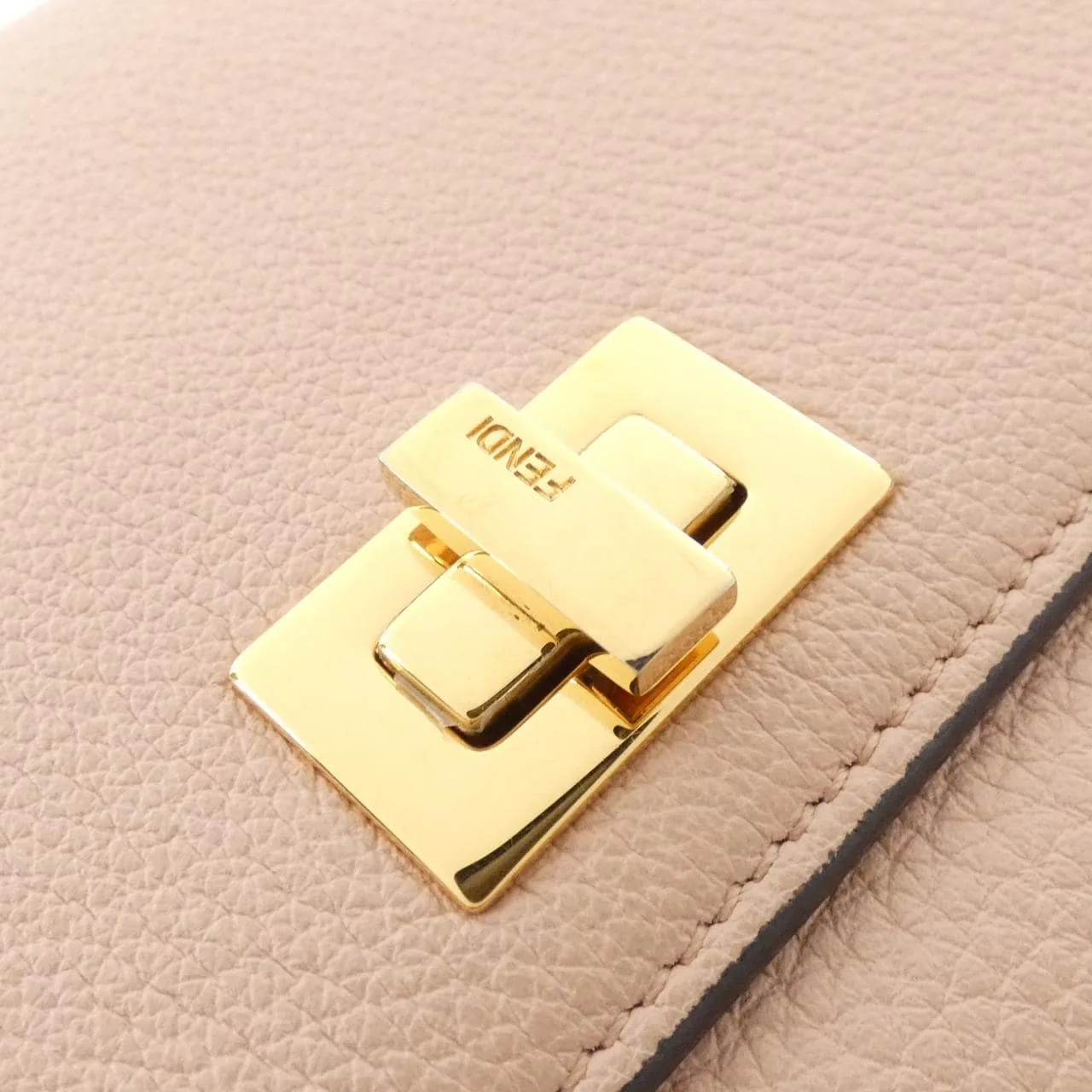 FENDI Peekaboo 8M0438 A91B Wallet Leather 黑色 皮革 中古品A - 縮圖 3