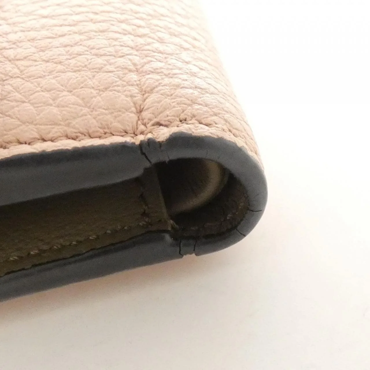 FENDI Peekaboo 8M0438 A91B Wallet Leather 黑色 皮革 中古品A - 縮圖 4