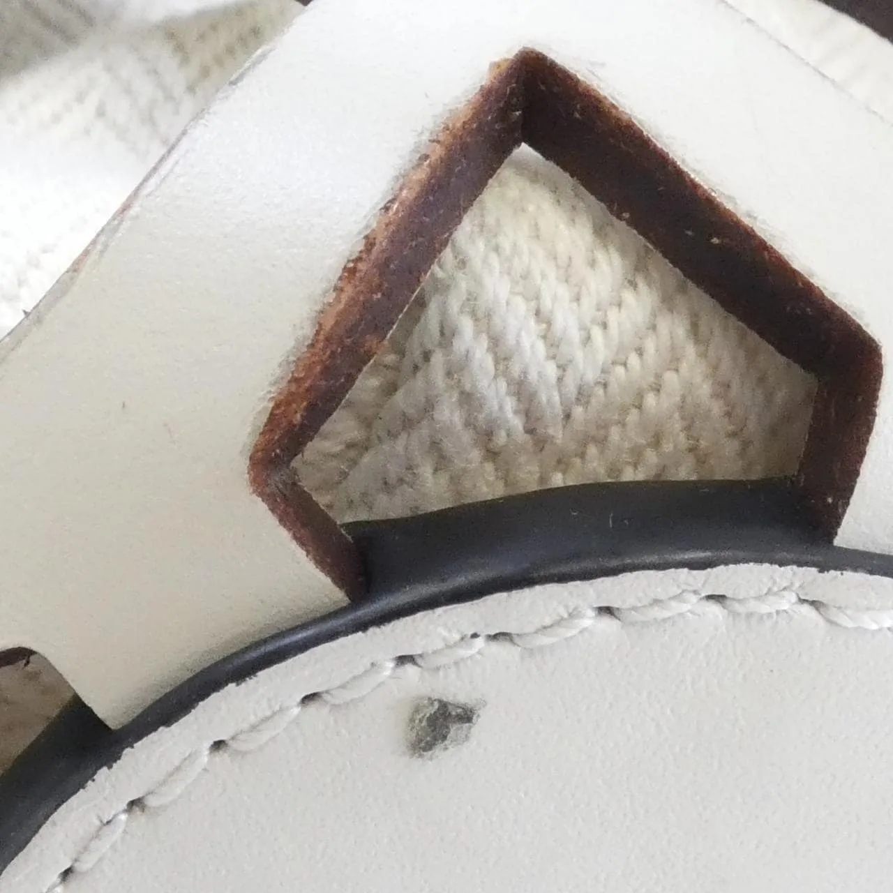 LOEWE C922Y62X07 Handbag Lambskin 白色 羊皮 中古品B - 縮圖 3