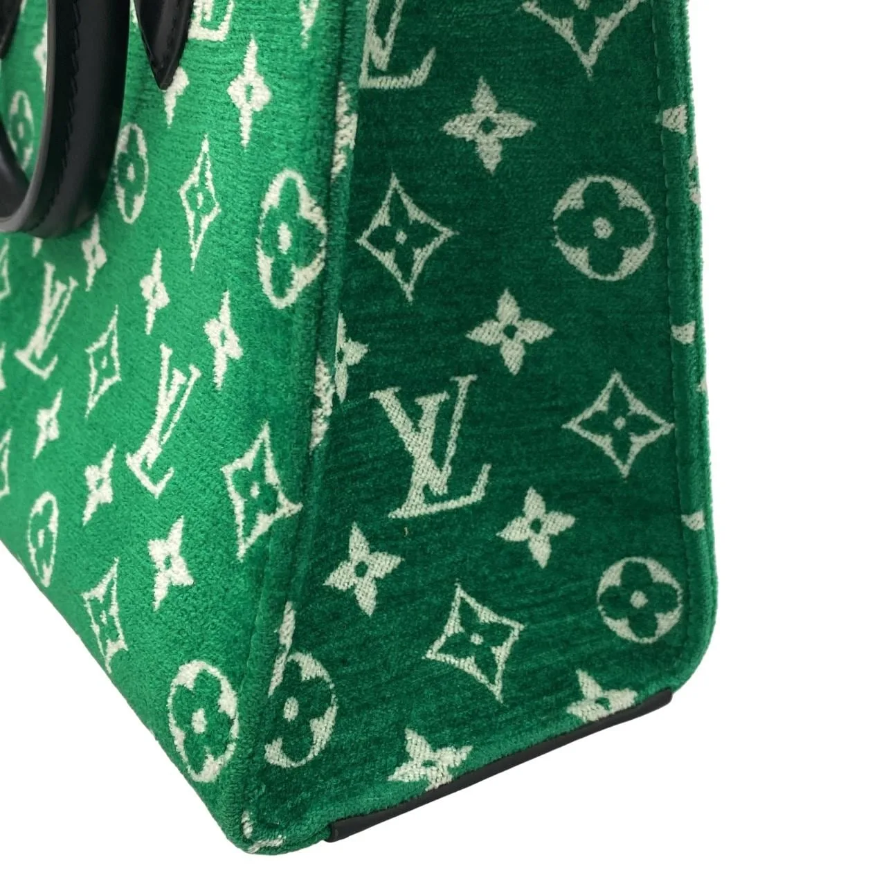 LOUIS VUITTON OnTheGo M46216 Handbag Monogram 綠色 Monogram 中古品A - 縮圖 3