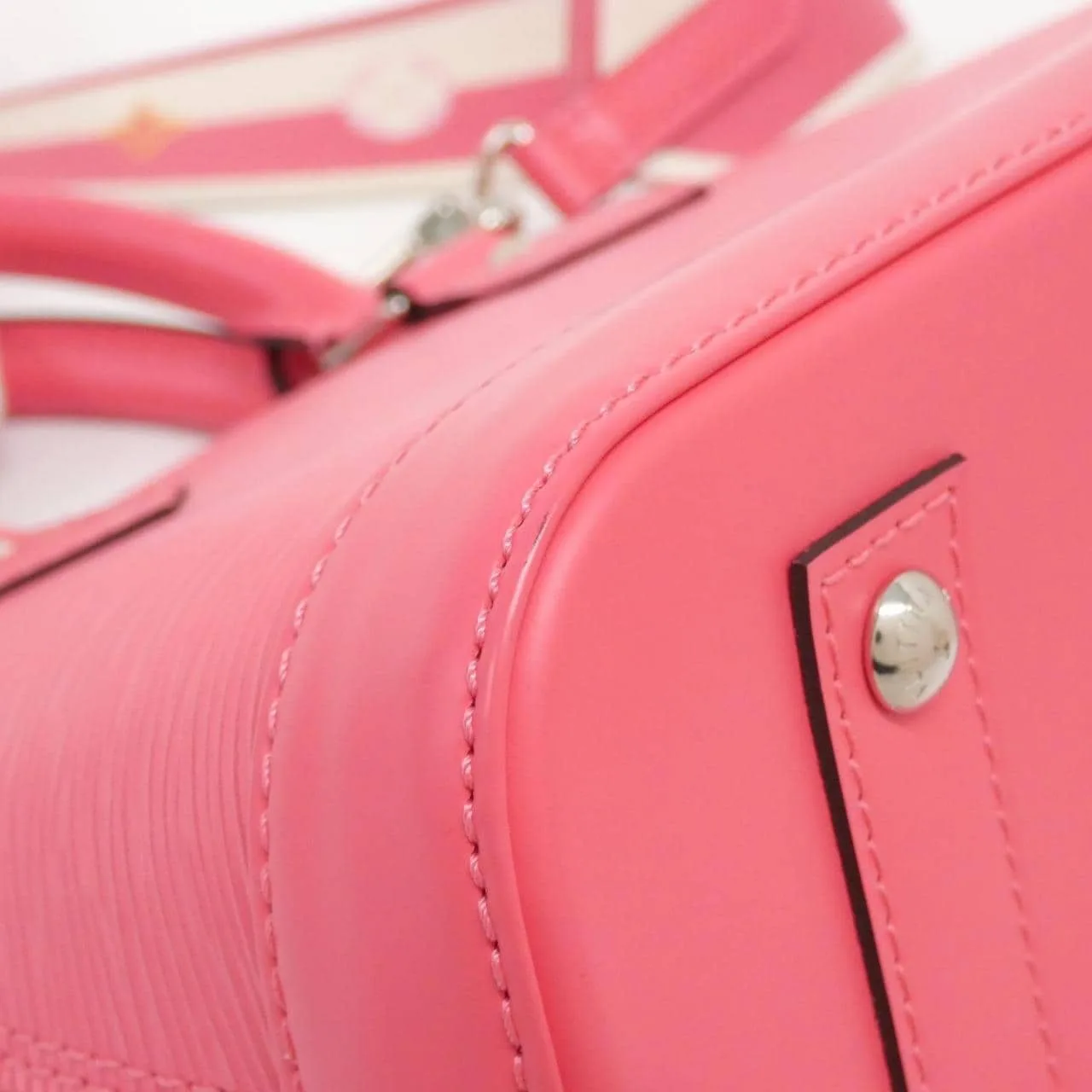 LOUIS VUITTON Alma M59346 Handbag Epi Black Epi Rank A - Thumbnail 4