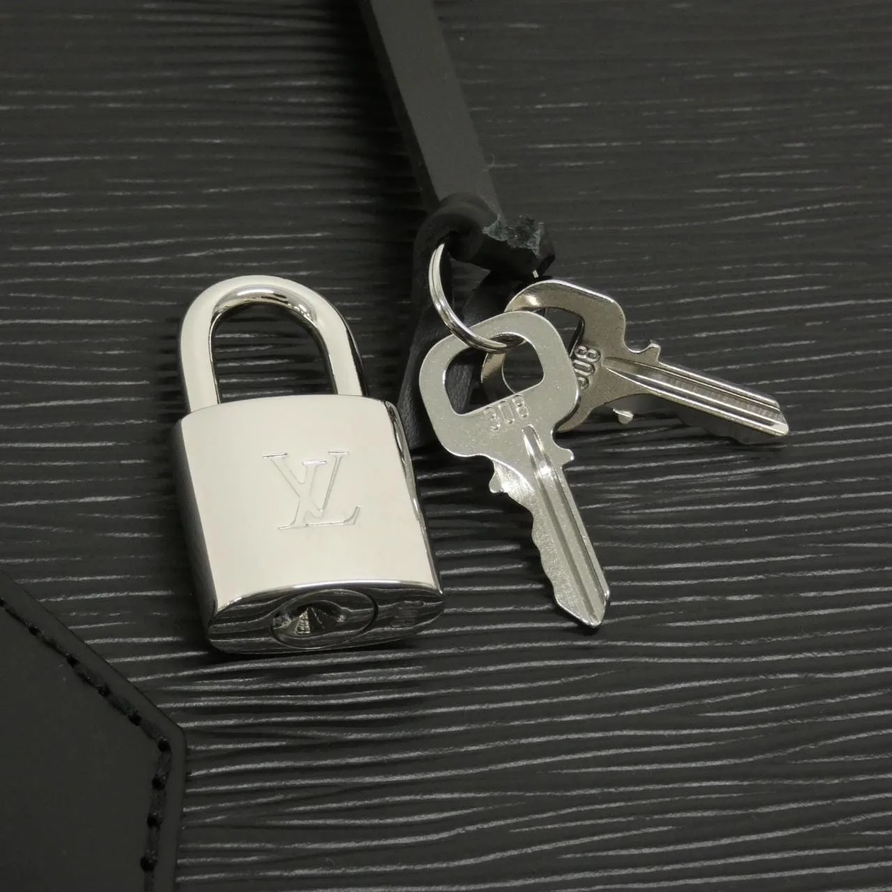 LOUIS VUITTON Alma M24645 Handbag Epi Black Epi Rank A - Thumbnail 6