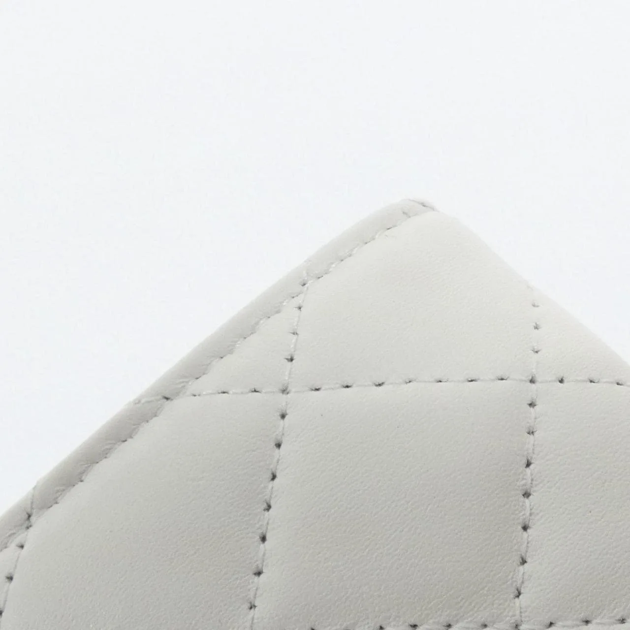 CHANEL AP4727 Wallet White Rank A - Thumbnail 5