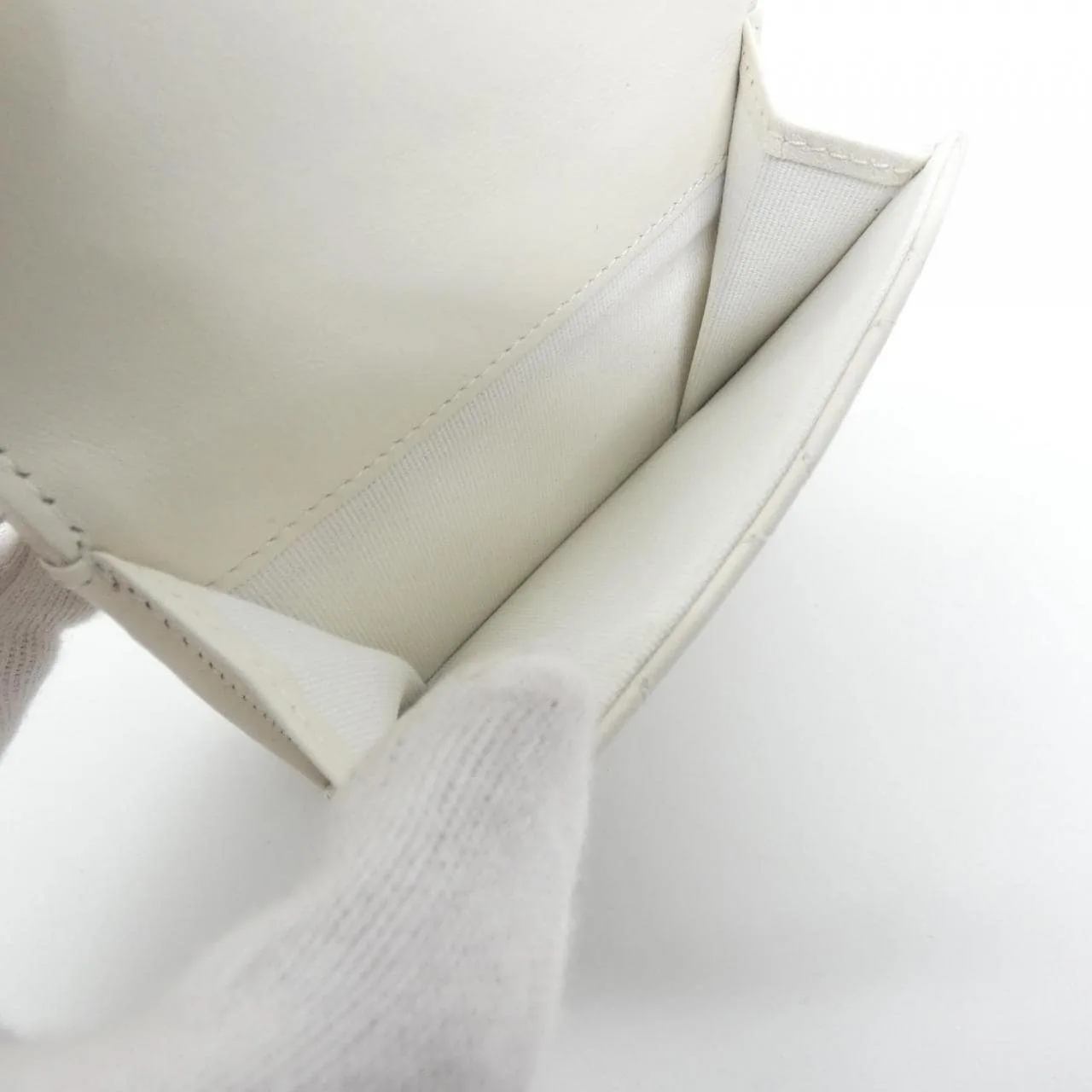 CHANEL AP4727 Wallet White Rank A - Thumbnail 8