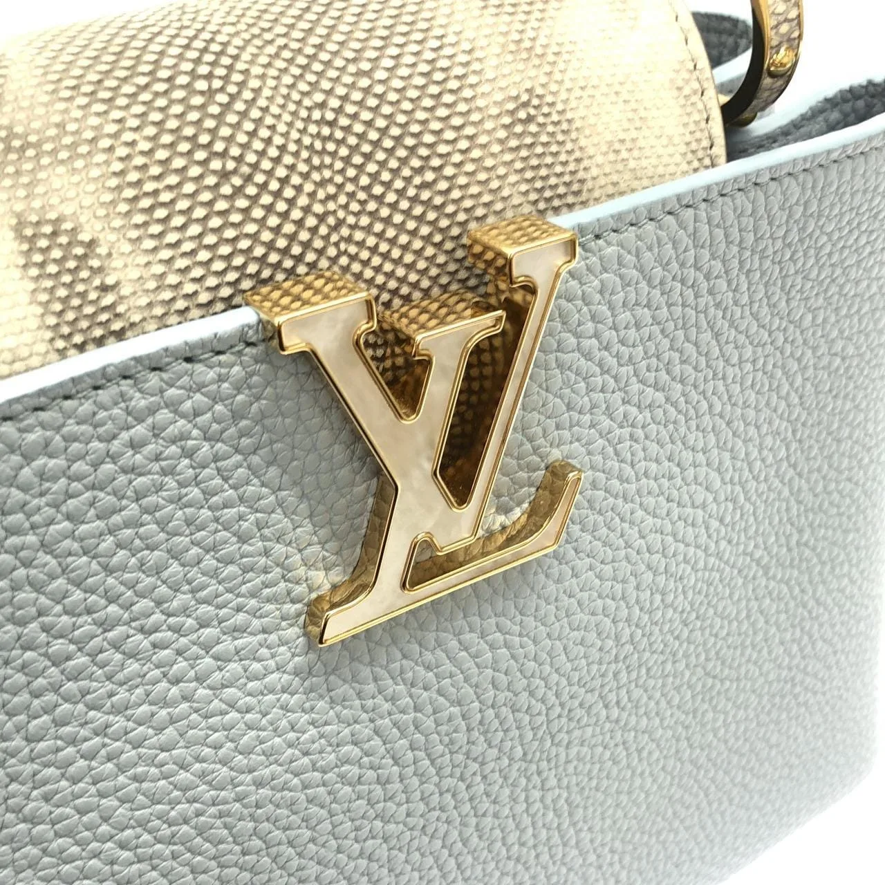 LOUIS VUITTON Capucines M21166 Handbag Leather Blue Leather Rank A - Thumbnail 4