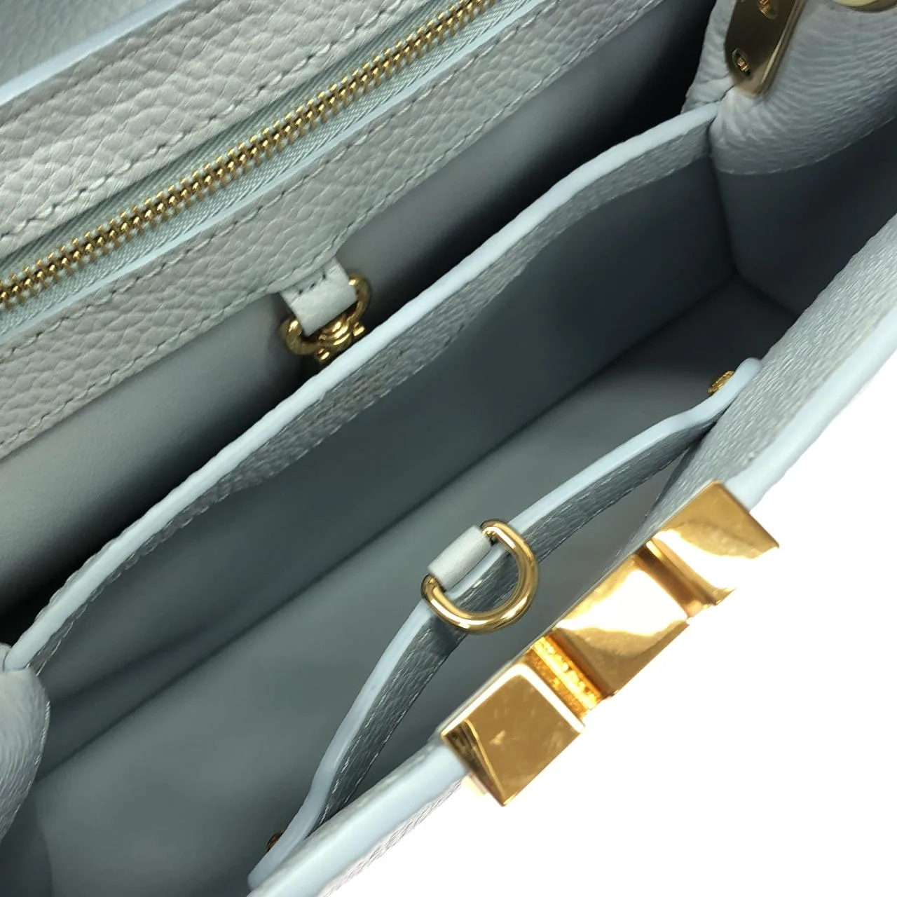 LOUIS VUITTON Capucines M21166 Handbag Leather Blue Leather Rank A - Thumbnail 6