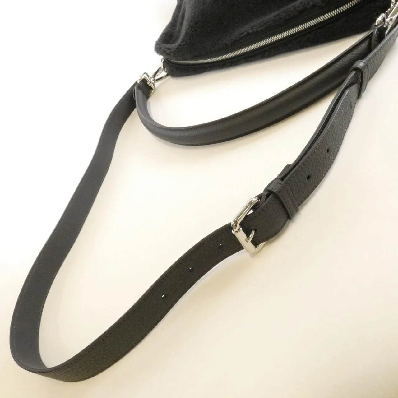 FENDI Baguette 7VA667 AVV1 Shoulder 黑色 中古品A - 縮圖 6