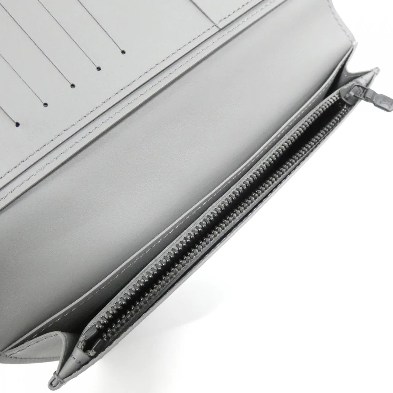 LOUIS VUITTON M81335 Wallet Monogram 黑色 Monogram 中古品A - 縮圖 4