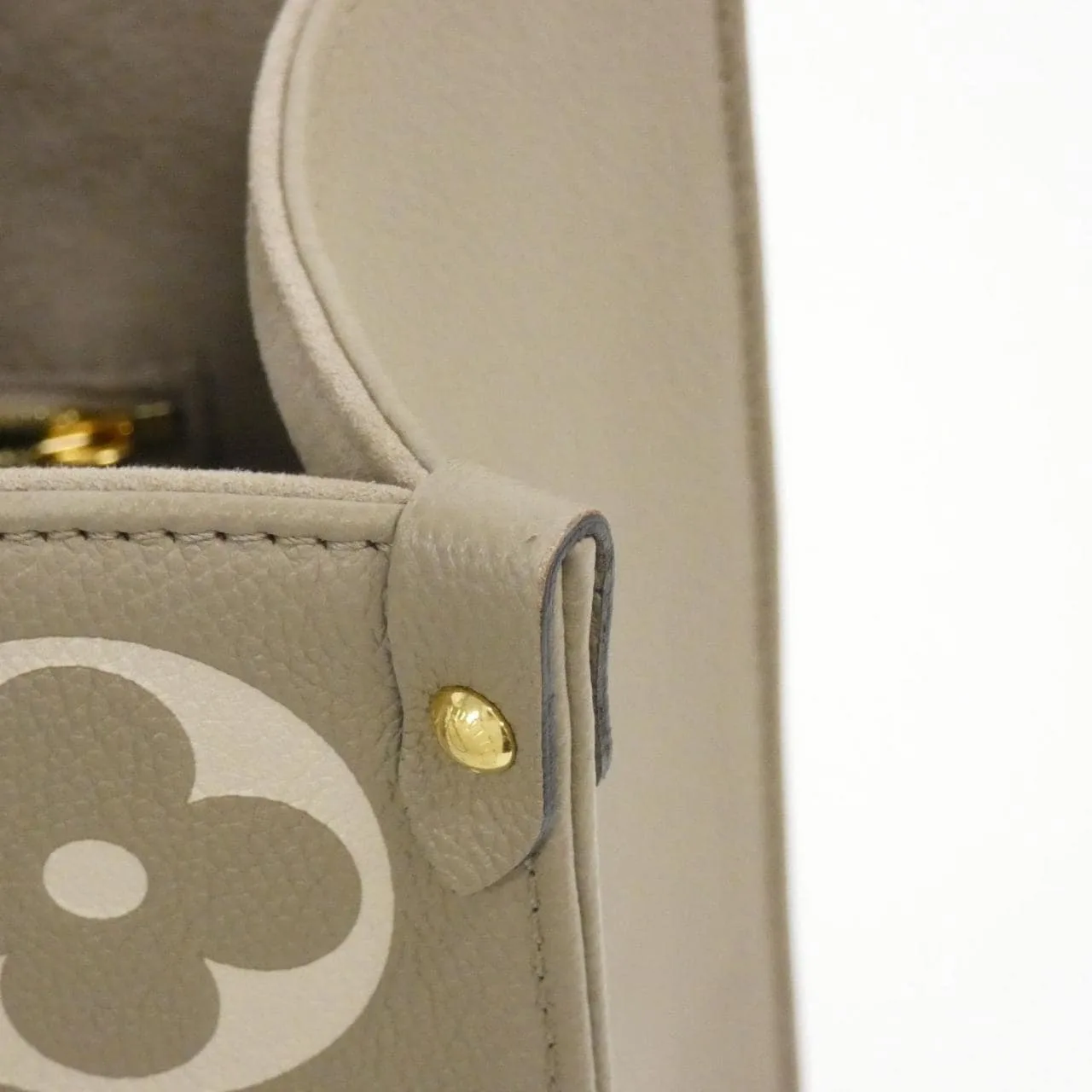 LOUIS VUITTON OnTheGo M45494 Handbag Monogram 黑色 Monogram 中古品A - 縮圖 4