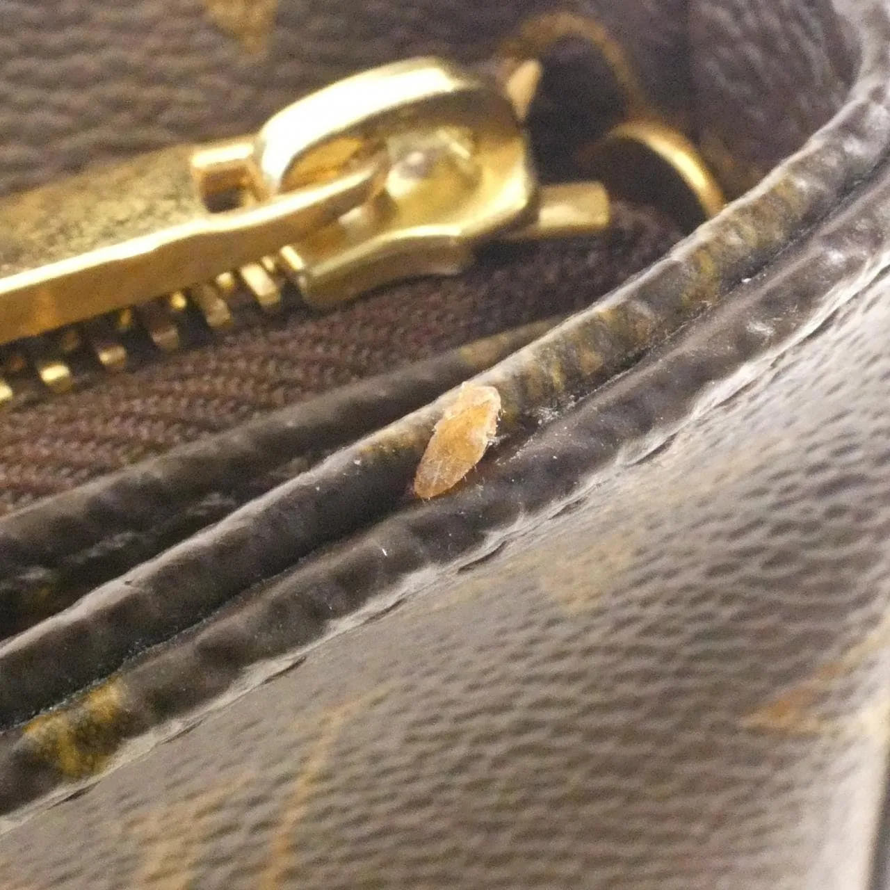 LOUIS VUITTON Looping M51146 Shoulder Monogram 黑色 Monogram 中古品B - 縮圖 4