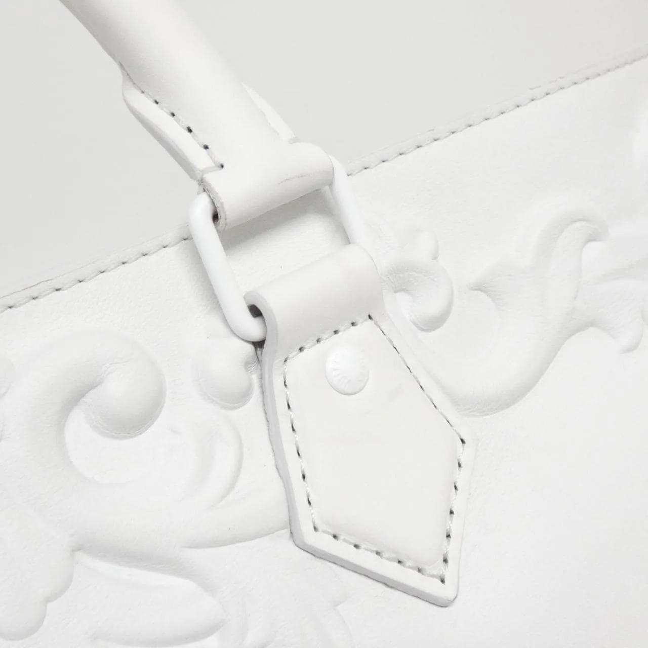 LOUIS VUITTON M21841 Handbag 白色 中古品A - 縮圖 6