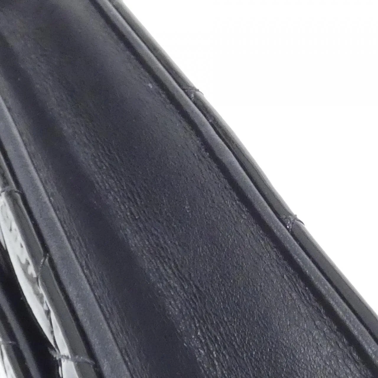 CHANEL 70328 Wallet Patent Leather Black Patent Leather Rank A - Thumbnail 3