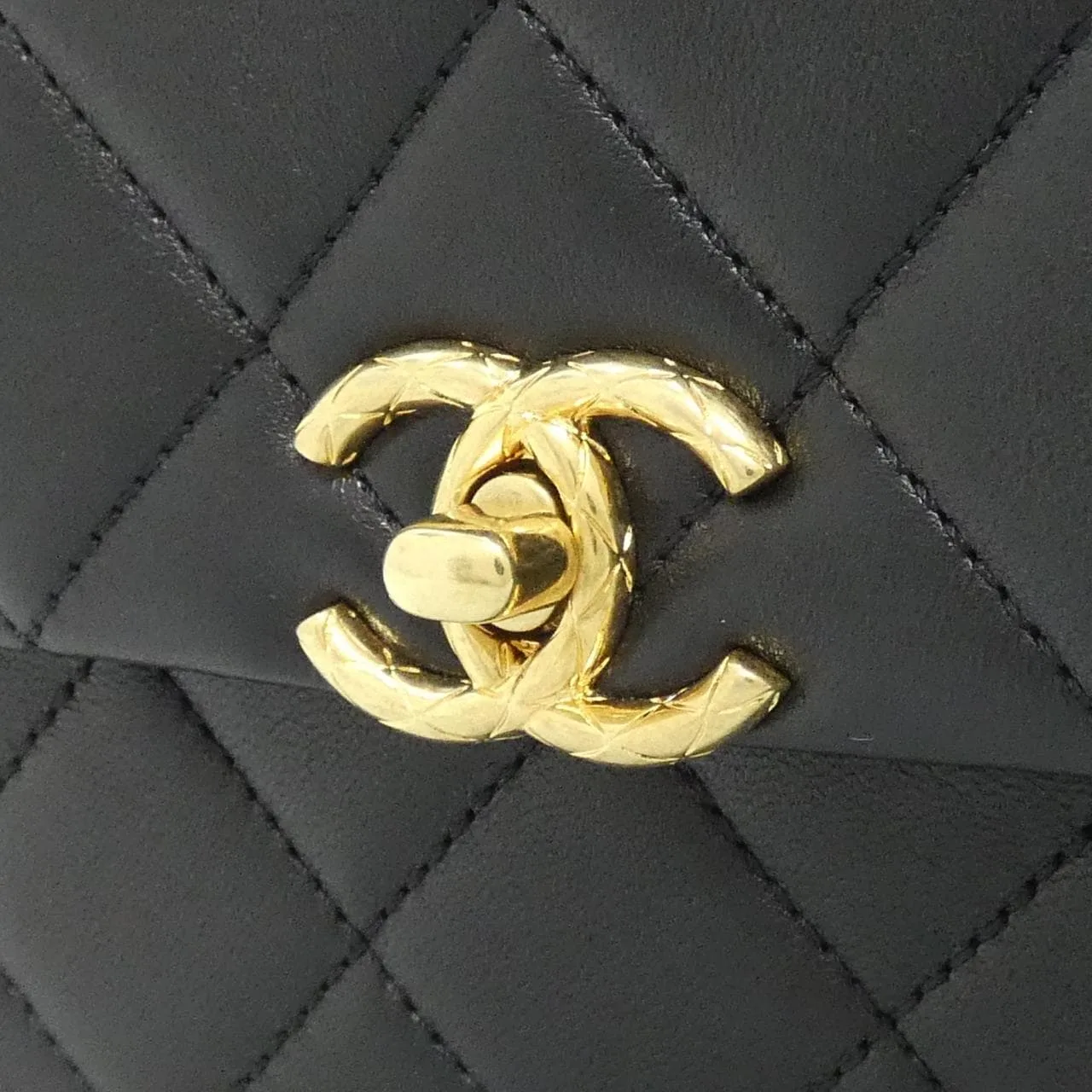 CHANEL AS4605 Handbag Lambskin Black Lambskin Rank A - Thumbnail 4