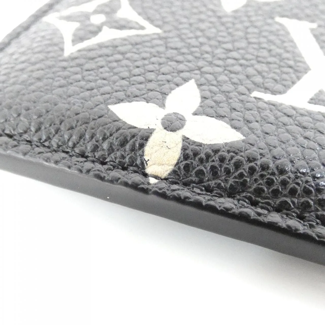 LOUIS VUITTON M81022 Card Case Monogram 黑色 Monogram 中古品A - 縮圖 4