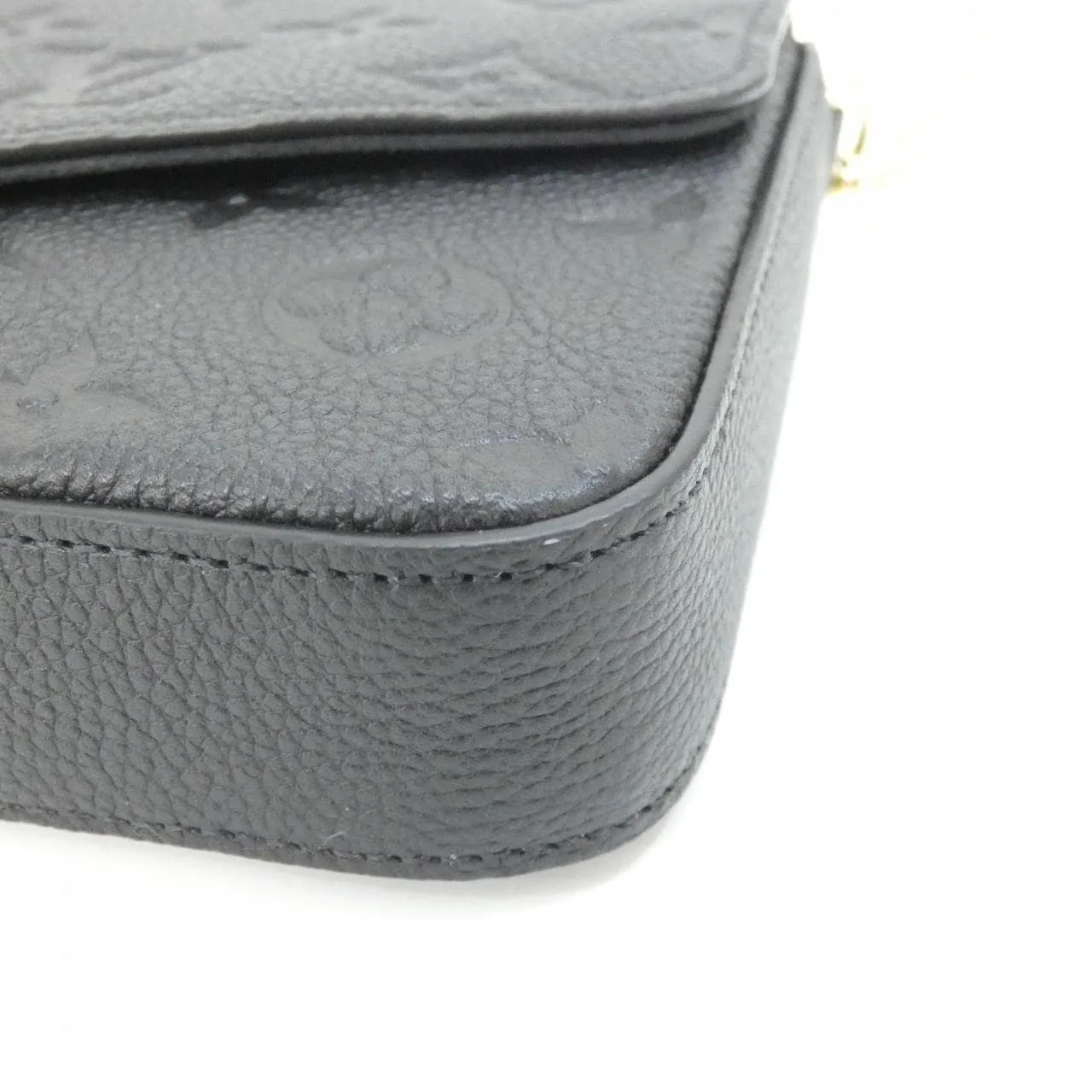 LOUIS VUITTON Pochette M82477 Shoulder Monogram Black Monogram Rank A - Thumbnail 4