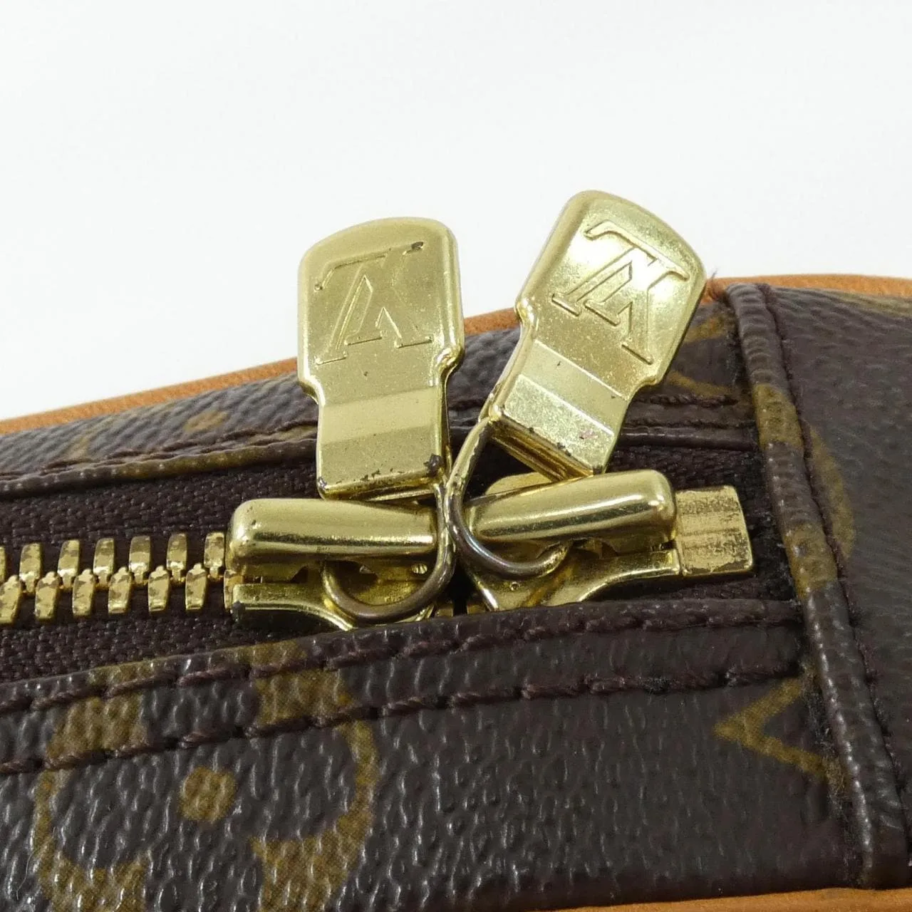 LOUIS VUITTON Pochette M51870 Shoulder Monogram 5