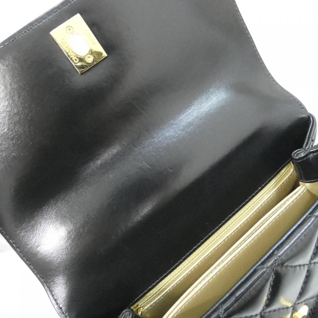 CHANEL Matelasse 92990 Handbag 黑色 中古品A - 縮圖 8