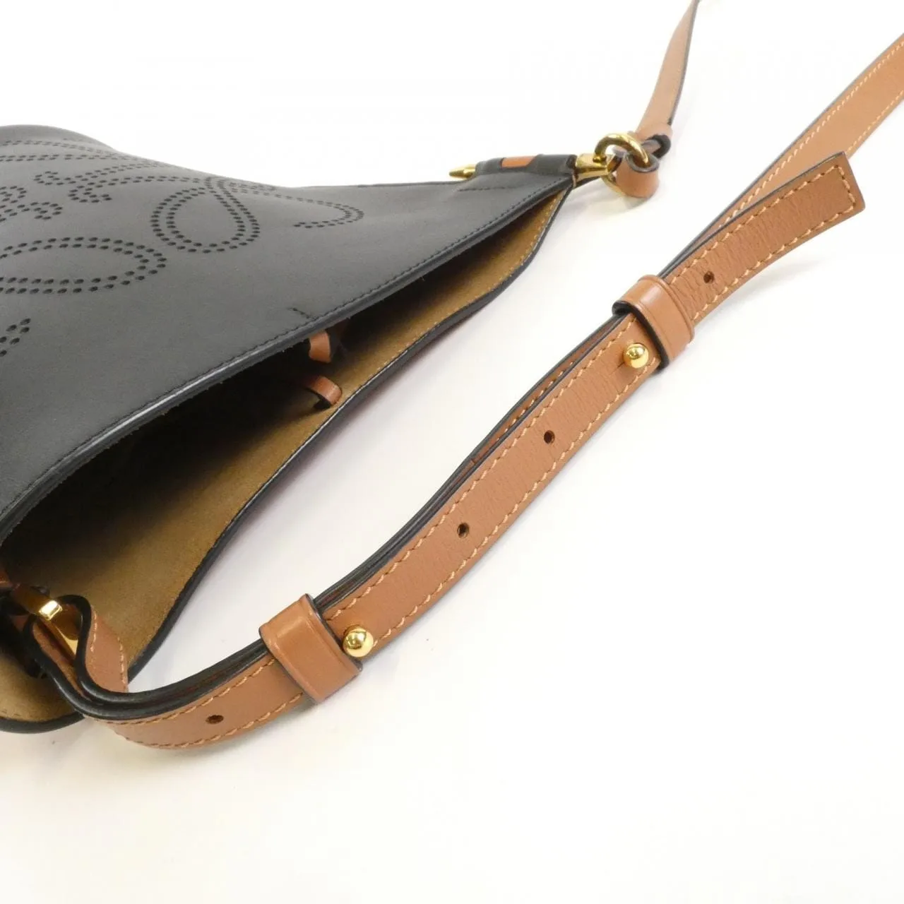 LOEWE Basket 309 22BZ57 Shoulder Lambskin 黑色 羊皮 中古品A - 縮圖 7