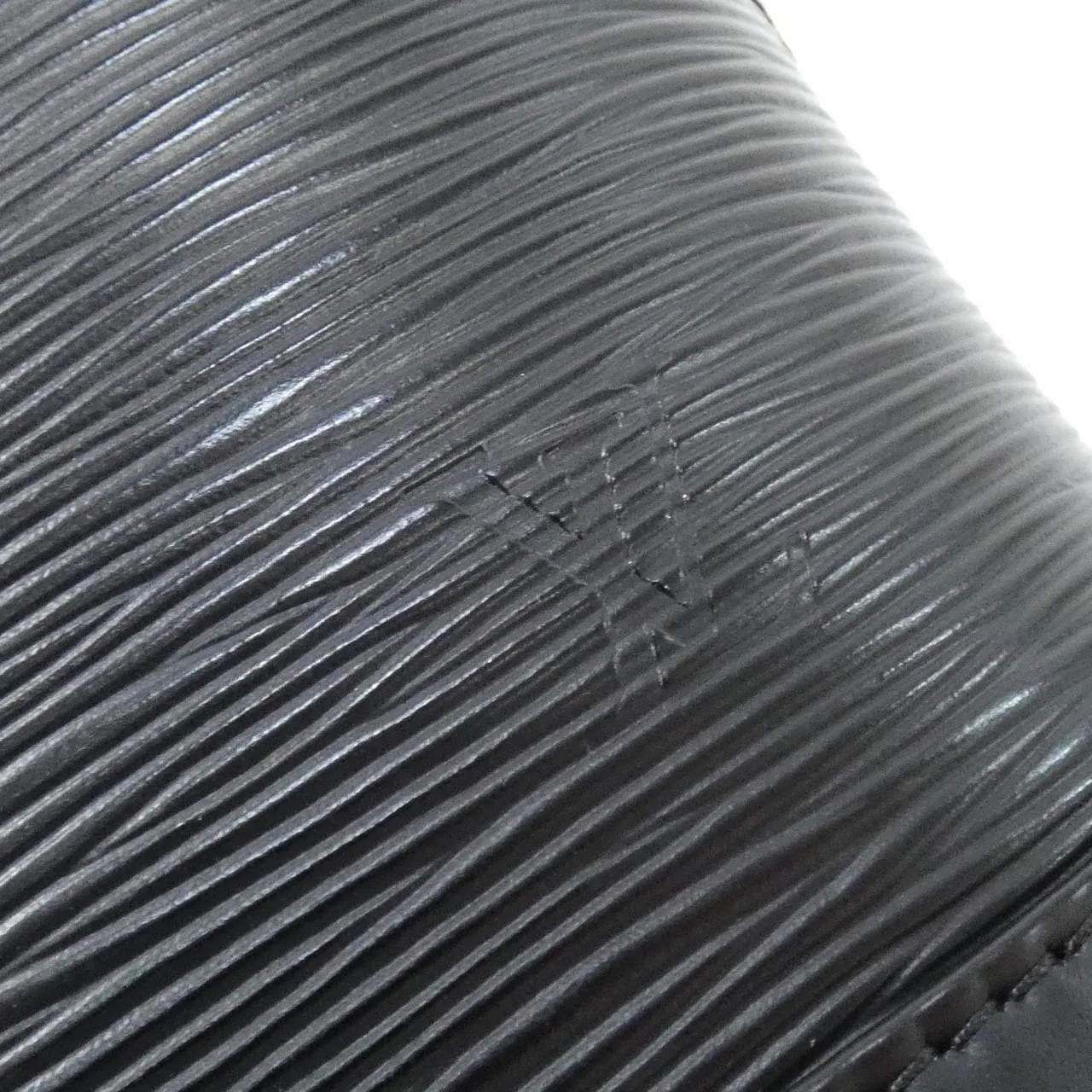 LOUIS VUITTON Alma M24645 Handbag Epi Black Epi Rank A - Thumbnail 4