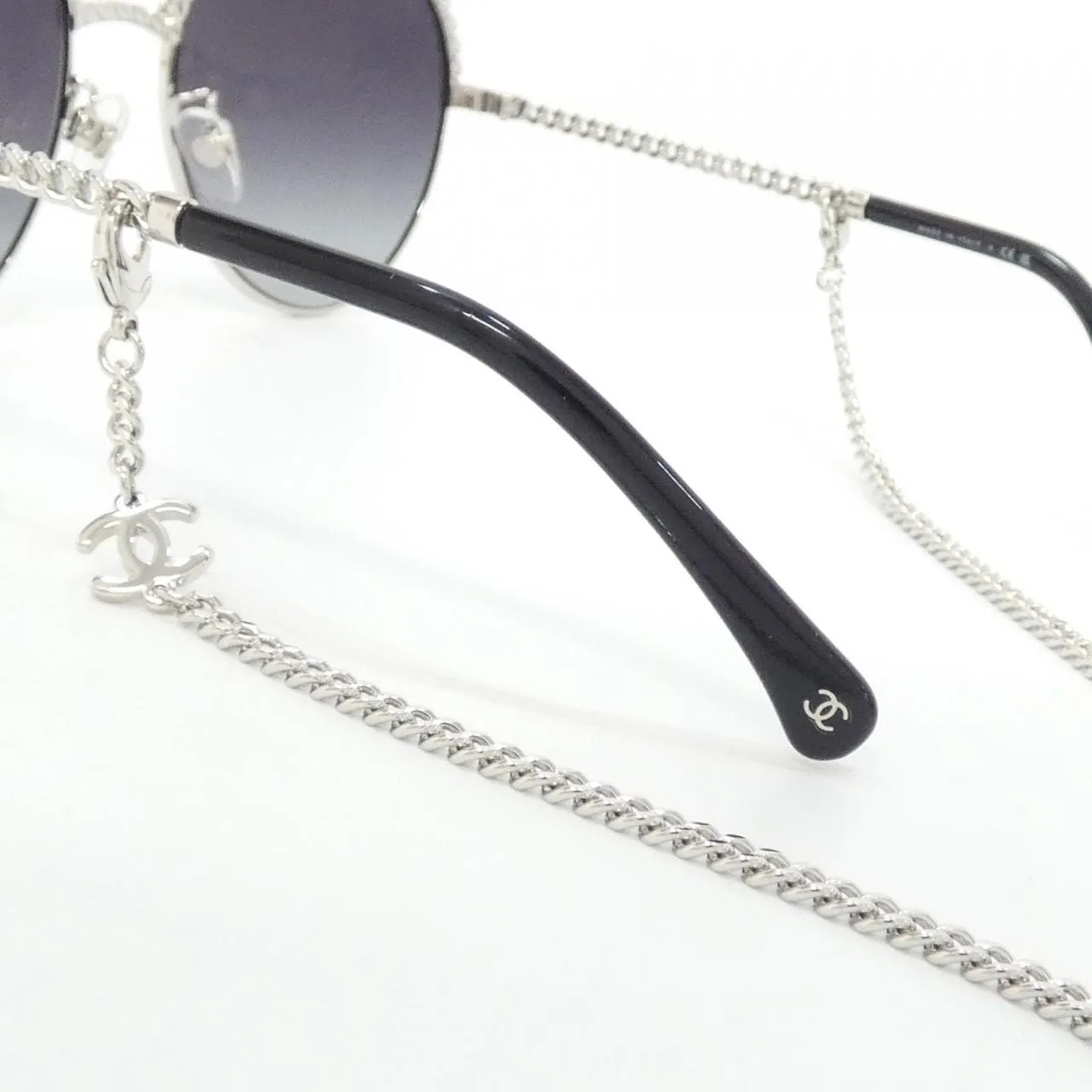CHANEL 4242 Sunglasses 黑色 中古品A - 縮圖 5