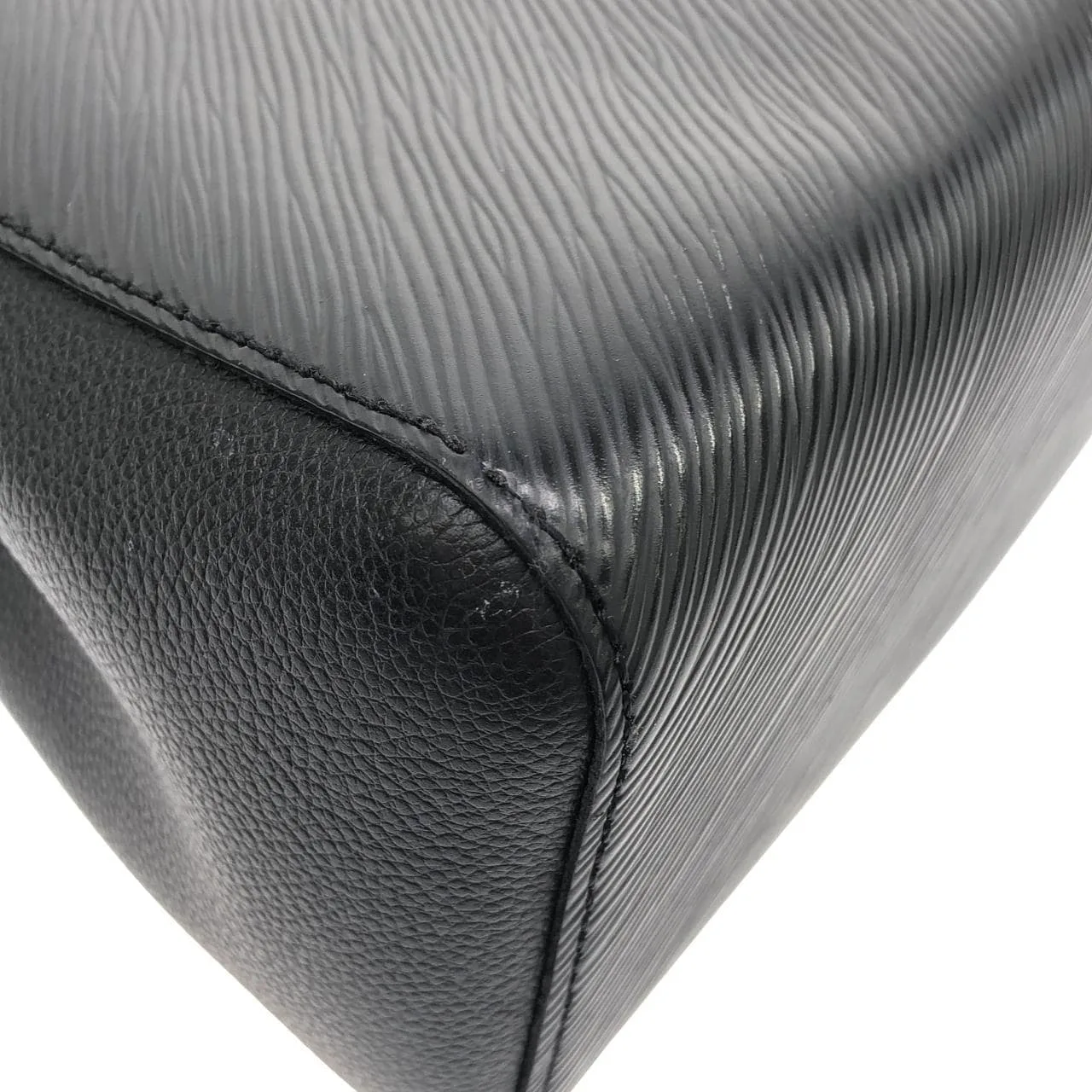 LOUIS VUITTON M59952 Tote Epi 黑色 Epi 中古品B - 縮圖 3