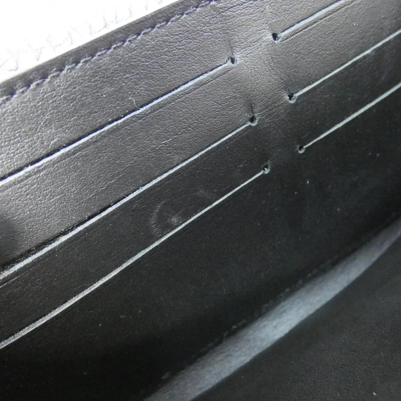 LOUIS VUITTON Capucines M64551 Wallet Black Rank A - Thumbnail 8