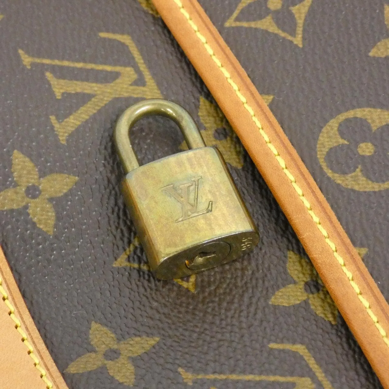 LOUIS VUITTON M47270 Handbag Monogram 黑色 Monogram 中古品B - 縮圖 7