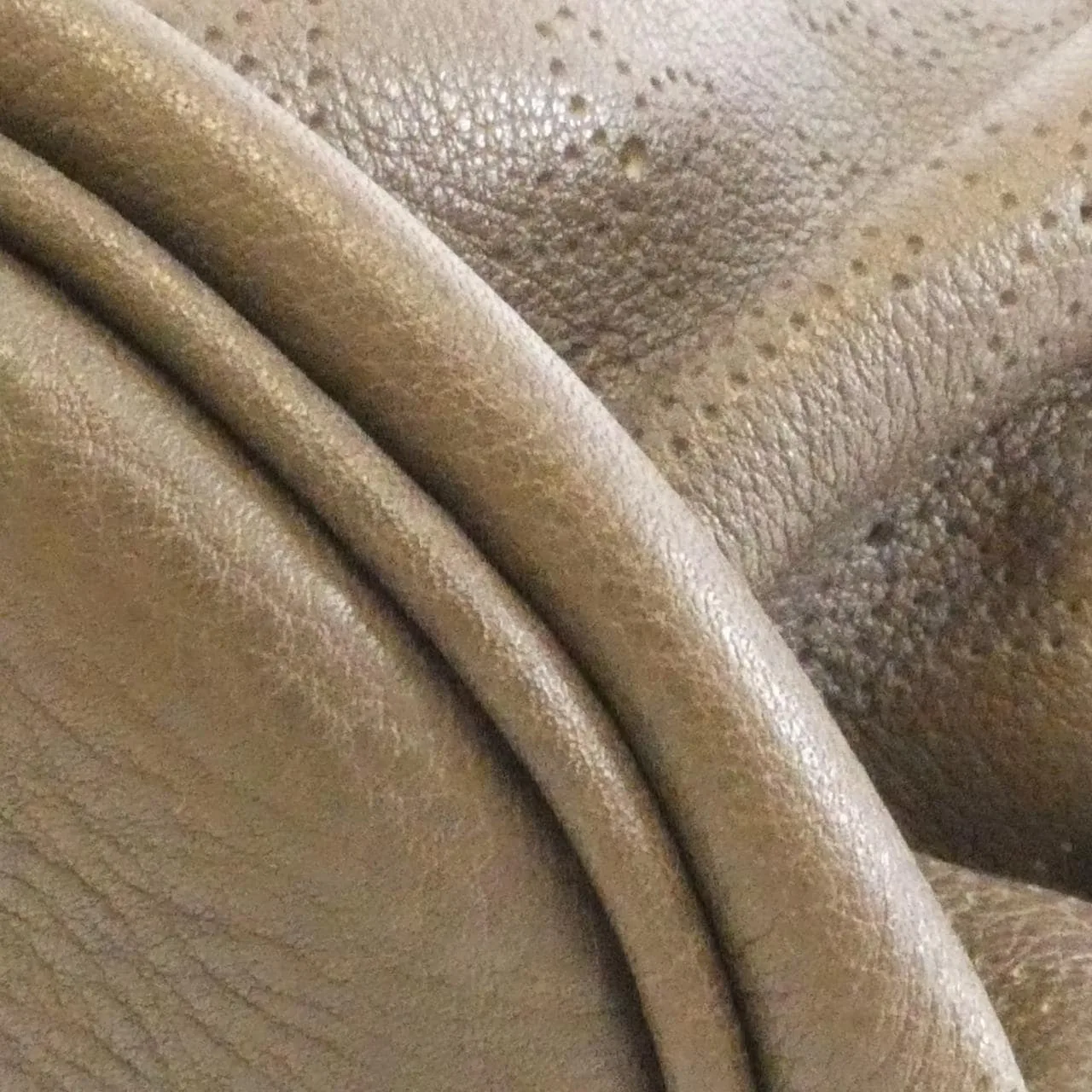 LOUIS VUITTON Mahina M95768 Shoulder 黑色 中古品B - 縮圖 3