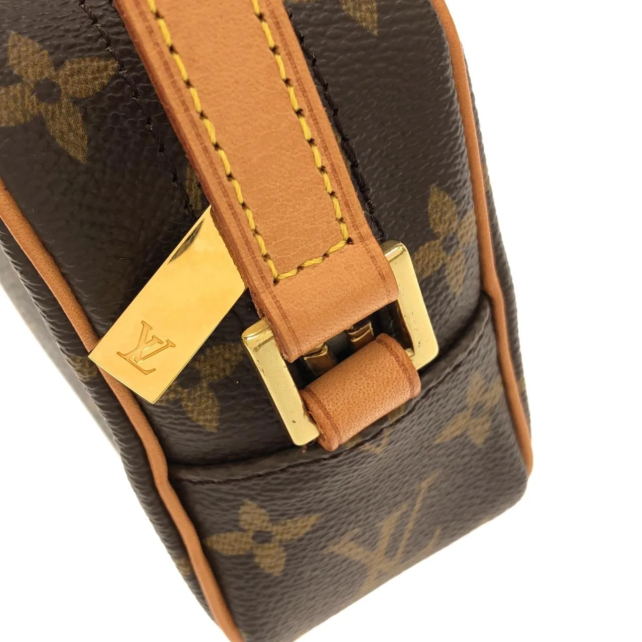 LOUIS VUITTON Pochette M51183 Shoulder Monogram 黑色 Monogram 中古品A - 縮圖 4