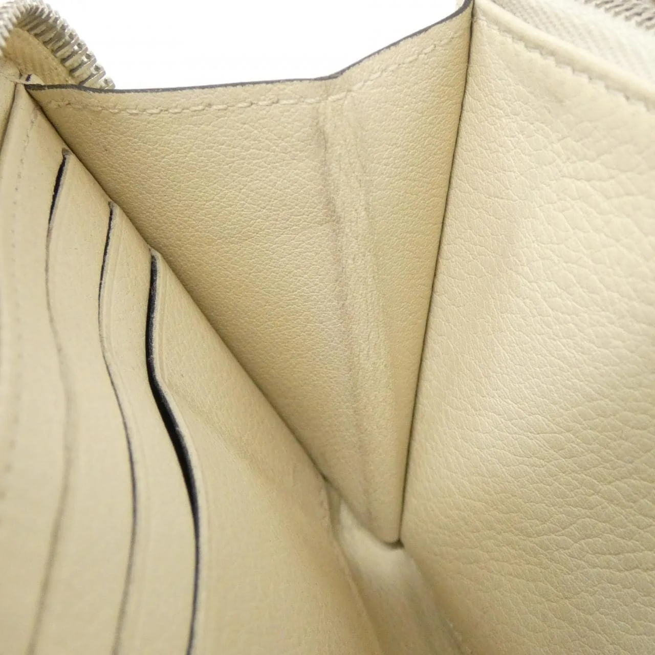 LOUIS VUITTON Mahina M61869 Wallet 黑色 中古品A - 縮圖 8