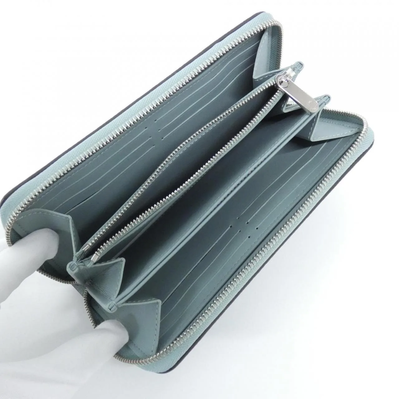 LOUIS VUITTON Mahina M69032 Wallet 黑色 中古品A - 縮圖 4