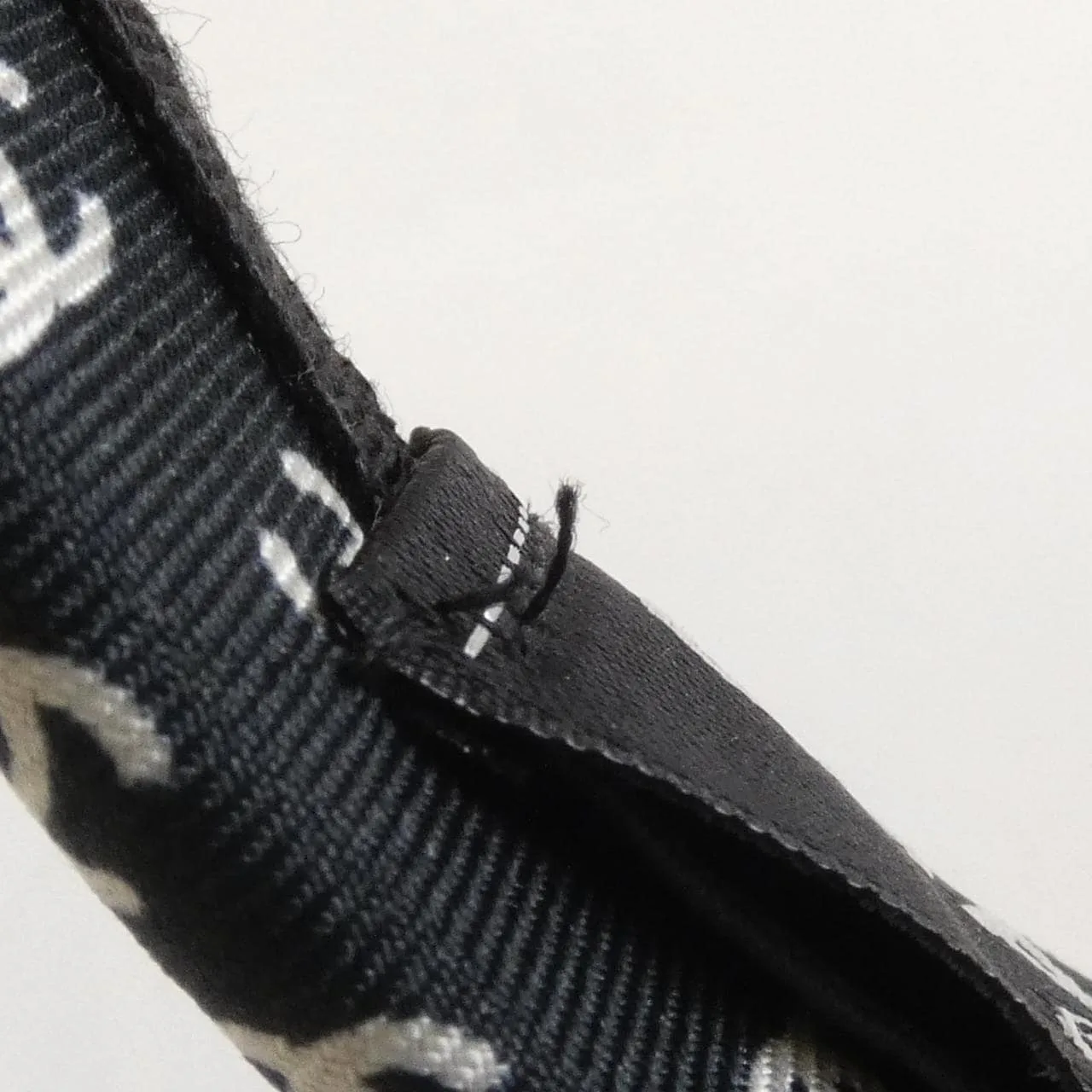 CHANEL AA9409 Accessories
