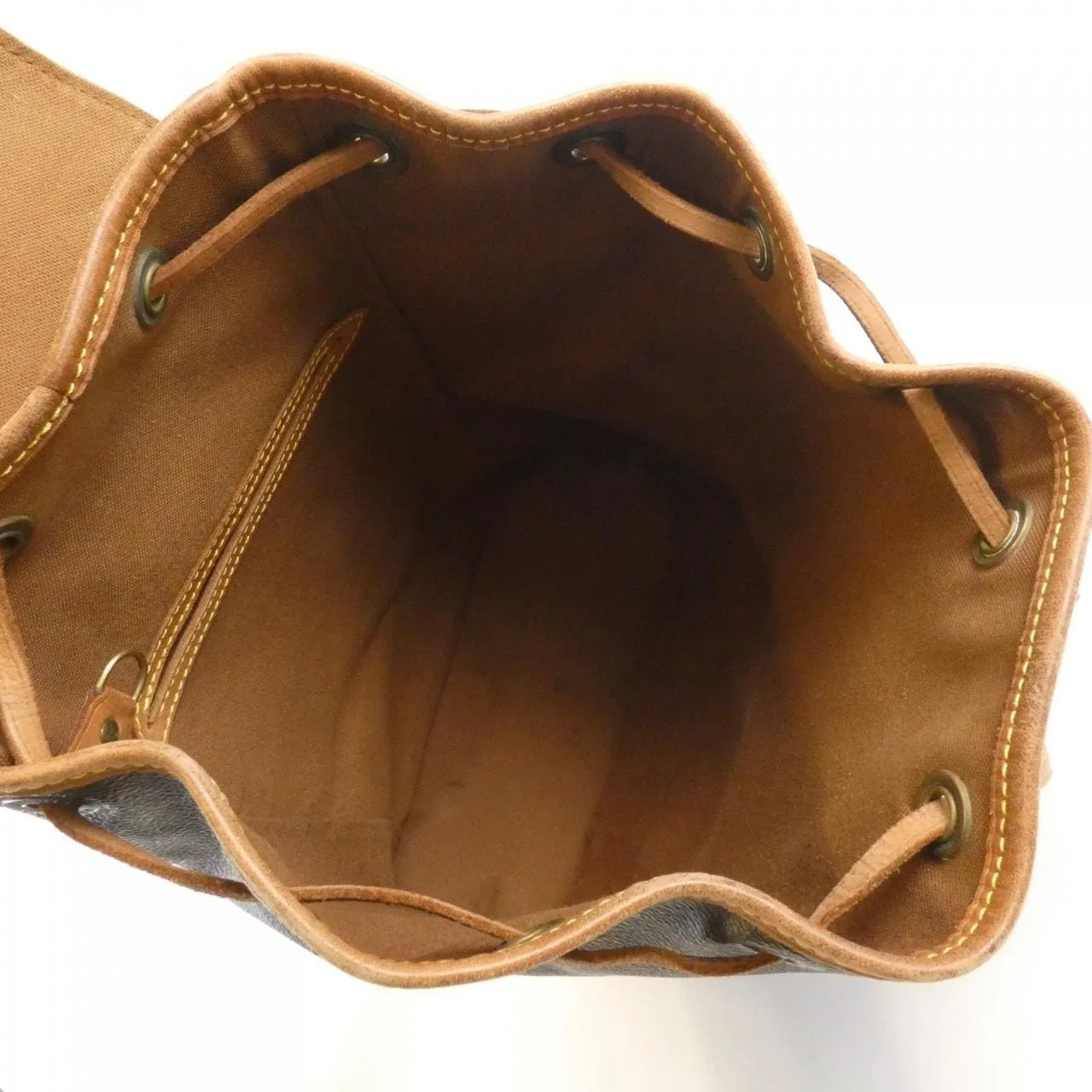 LOUIS VUITTON Montsouris M51136 Backpack Monogram 黑色 Monogram 中古品B - 縮圖 7