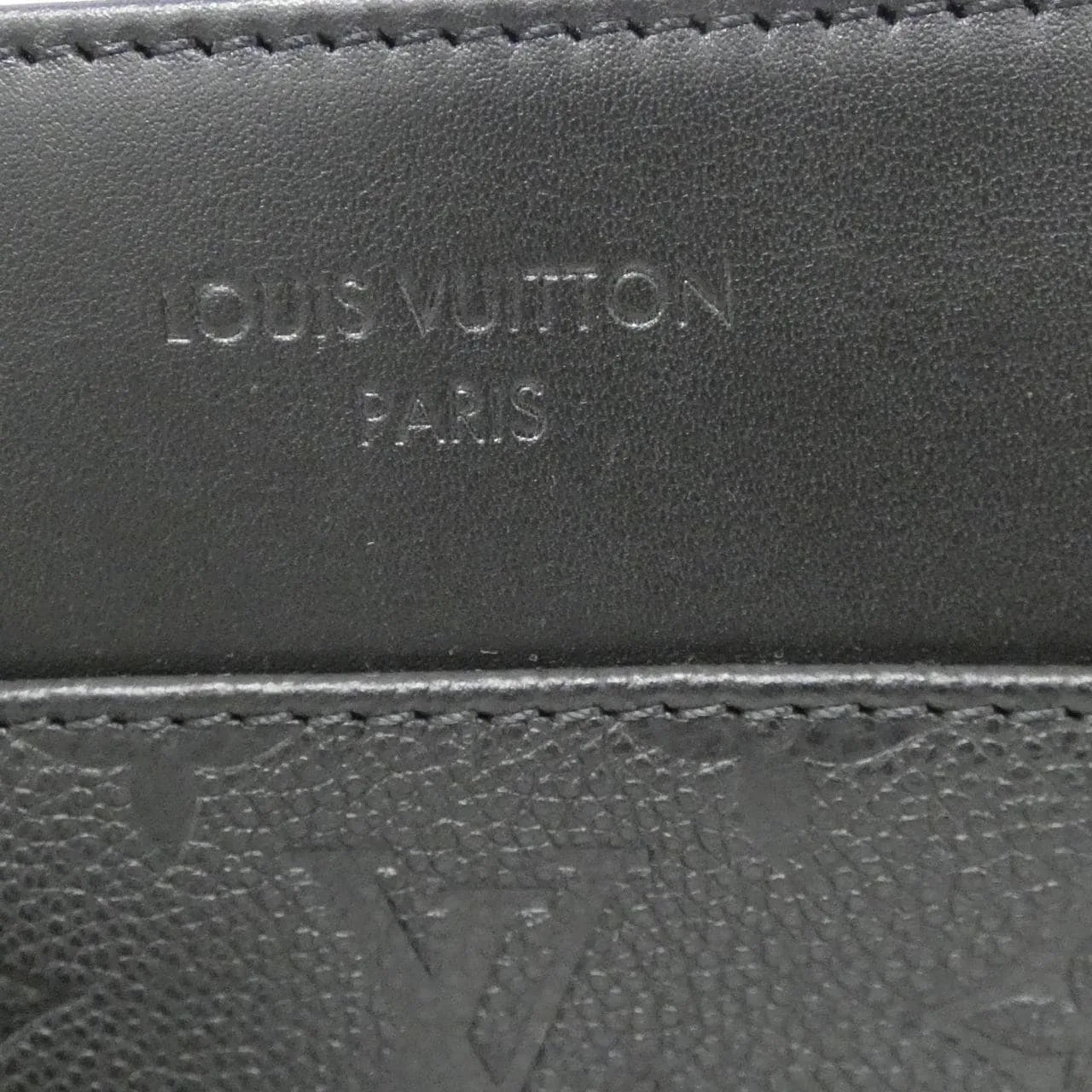 LOUIS VUITTON Avenue M25577 Handbag Monogram 黑色 Monogram 中古品A - 縮圖 4
