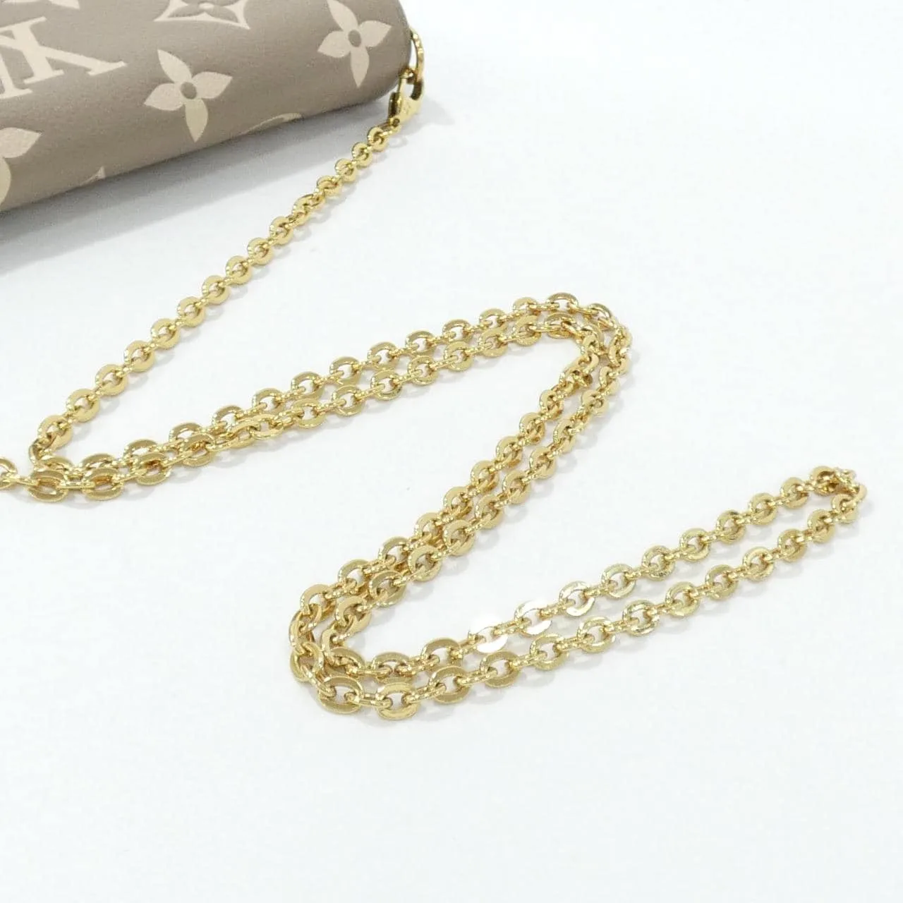 LOUIS VUITTON Pochette M69977 Shoulder Monogram 黑色 Monogram 中古品A - 縮圖 6