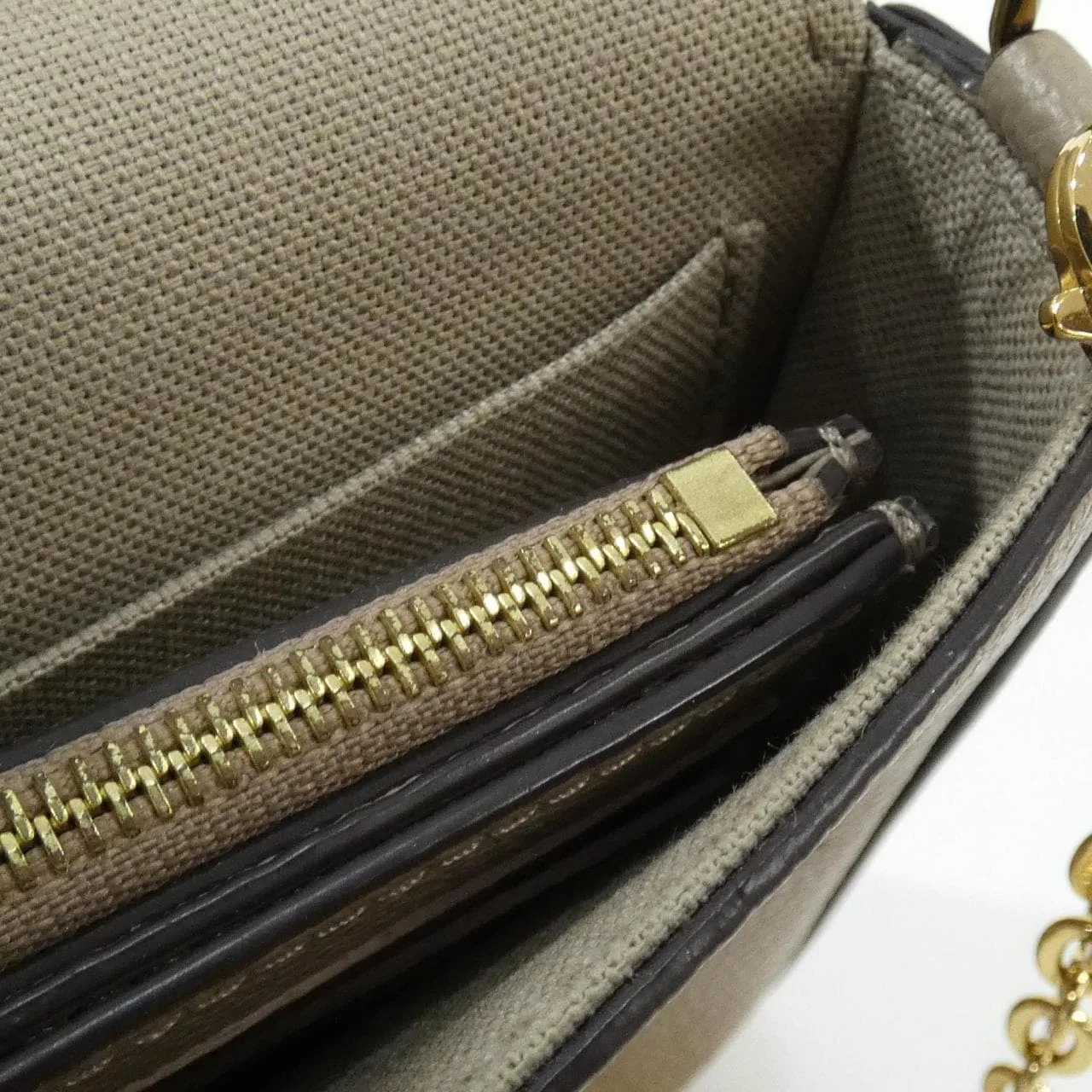 LOUIS VUITTON Pochette M69977 Shoulder Monogram 黑色 Monogram 中古品A - 縮圖 8