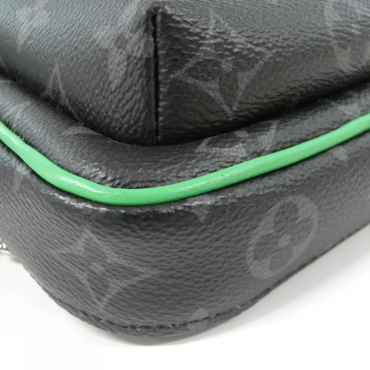 LOUIS VUITTON Avenue M25891 Handbag Monogram 黑色 Monogram 中古品A - 縮圖 3