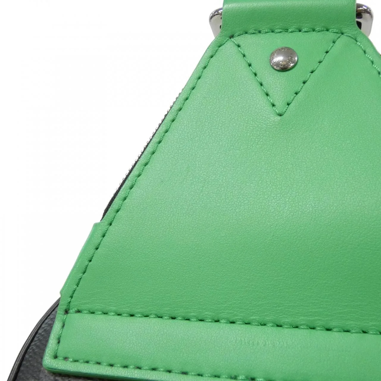 LOUIS VUITTON Avenue M25891 Handbag Monogram 黑色 Monogram 中古品A - 縮圖 5