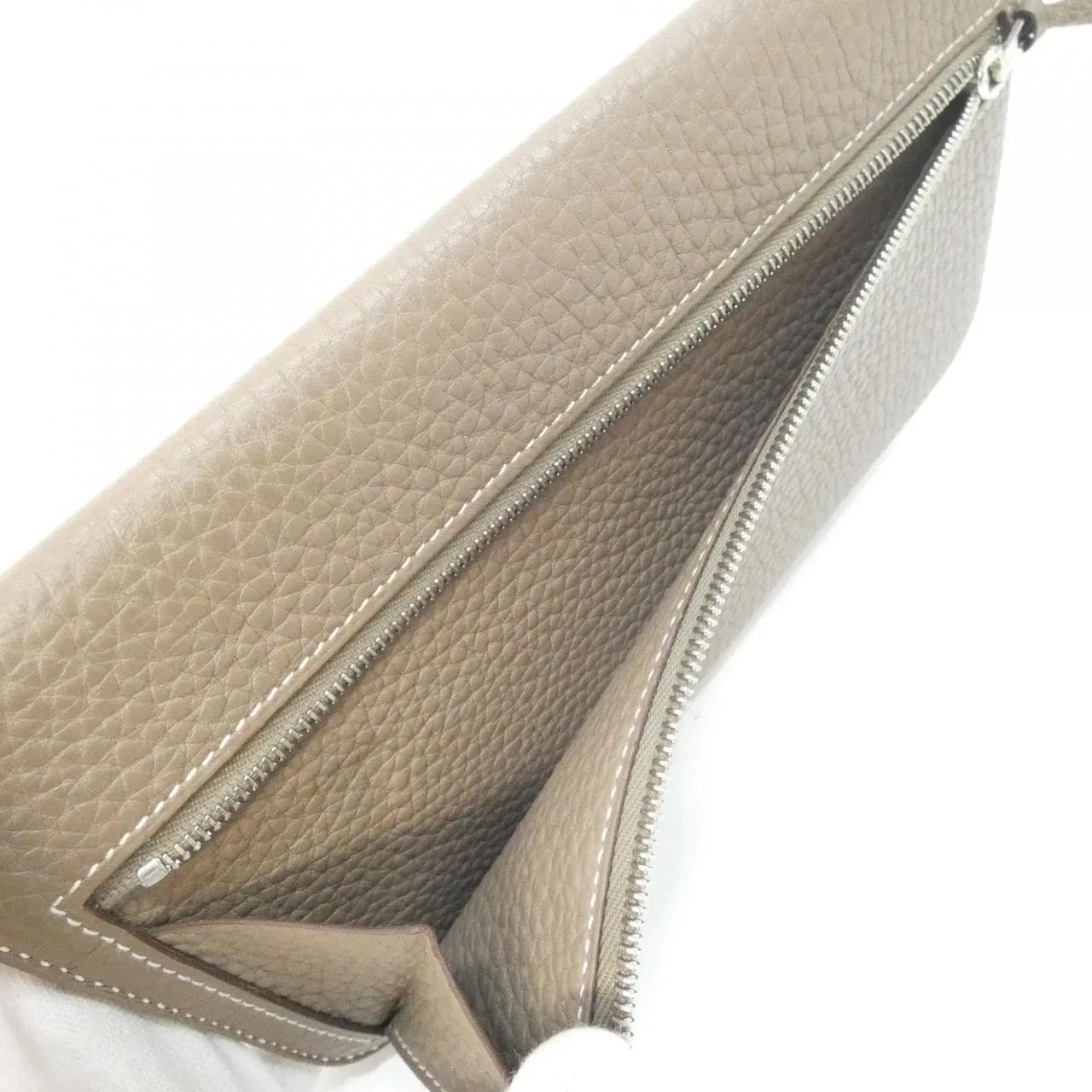HERMES 061200CK Wallet Togo