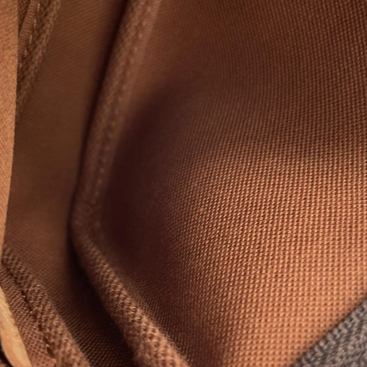 LOUIS VUITTON Pochette M58009 Pochette Monogram 黑色 Monogram 中古品A - 縮圖 8