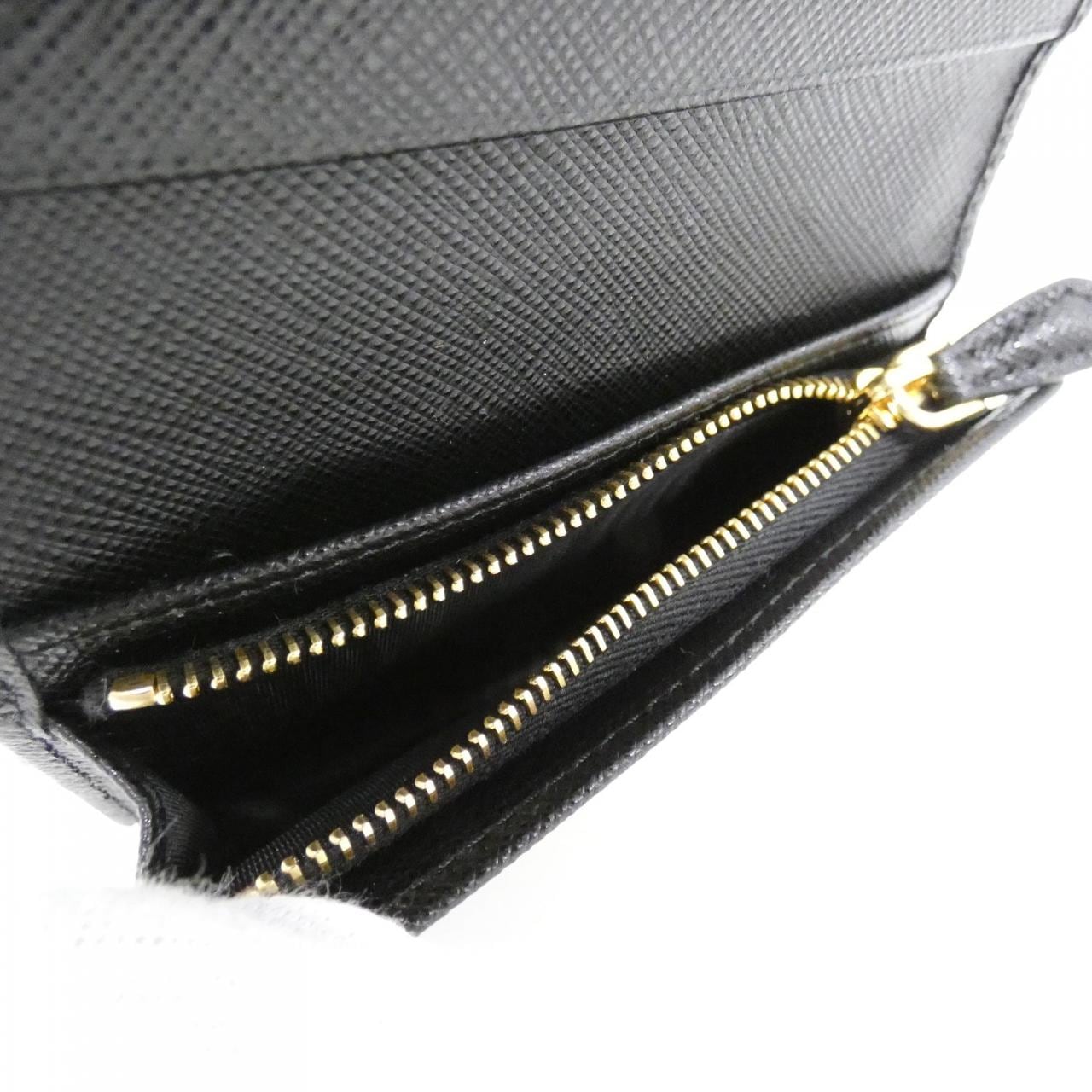 PRADA 1MV021 Wallet 5