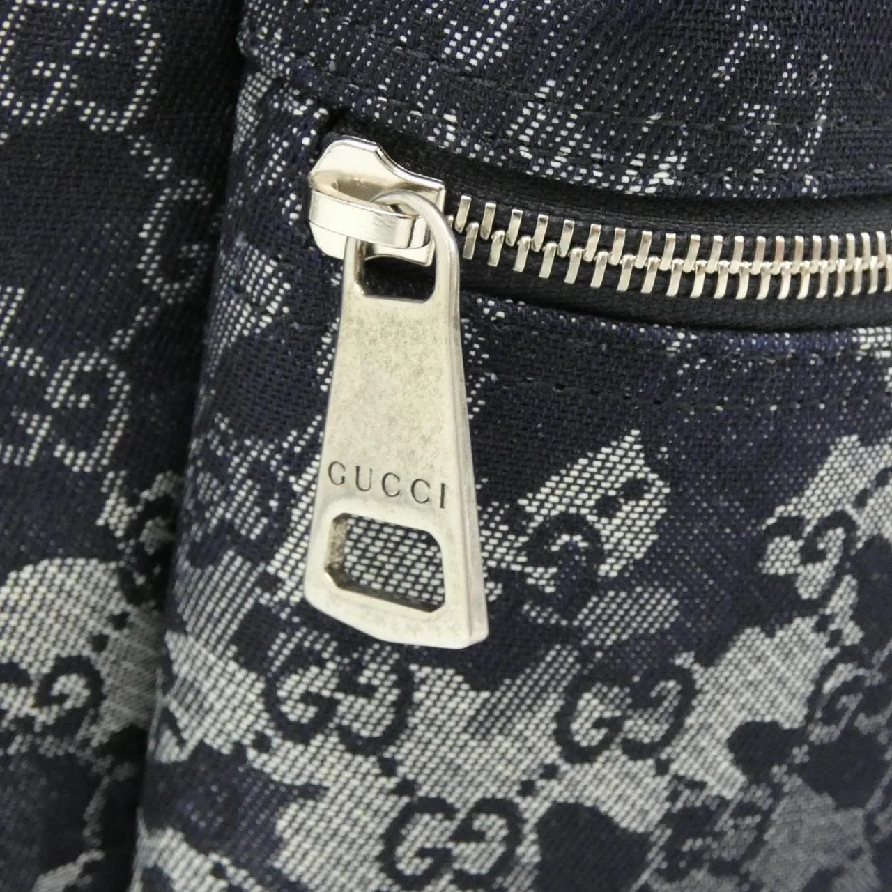 GUCCI 849008 FAE90 Backpack Denim 黑色 牛仔布 中古品A - 縮圖 4