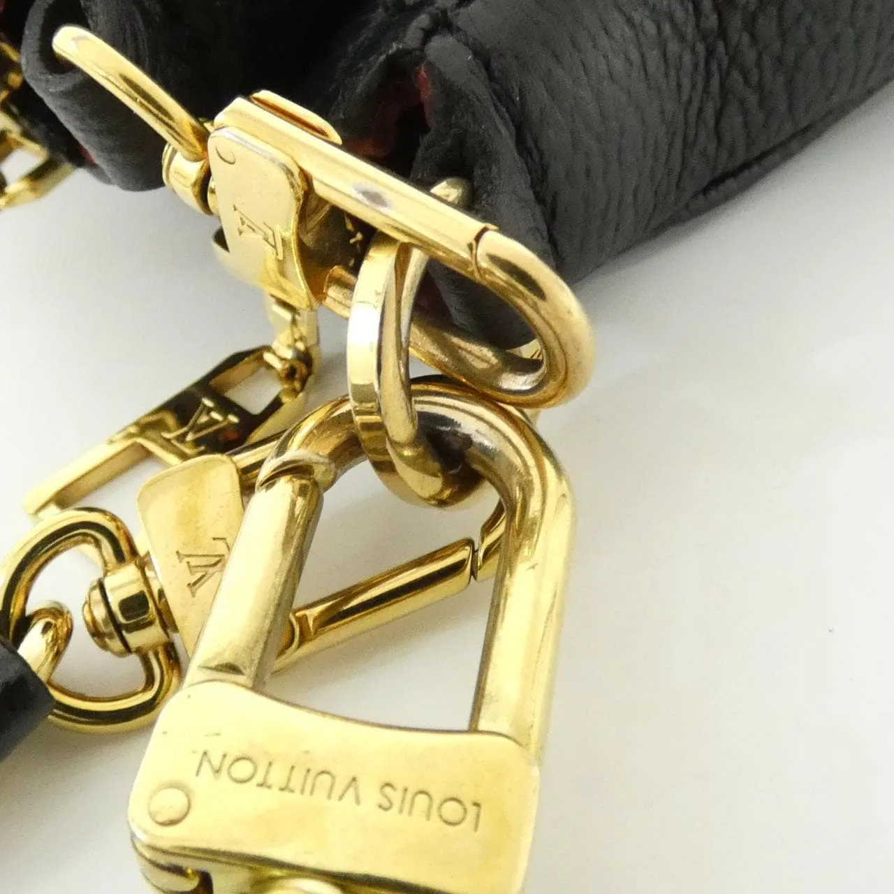 LOUIS VUITTON Pochette M45777 Shoulder Monogram 黑色 Monogram 中古品A - 縮圖 7