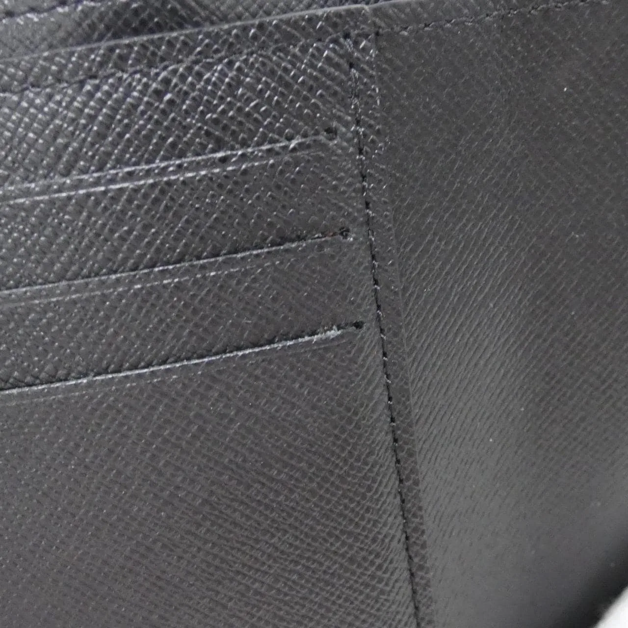 LOUIS VUITTON M81557 Wallet Monogram 黑色 Monogram 中古品A - 縮圖 6