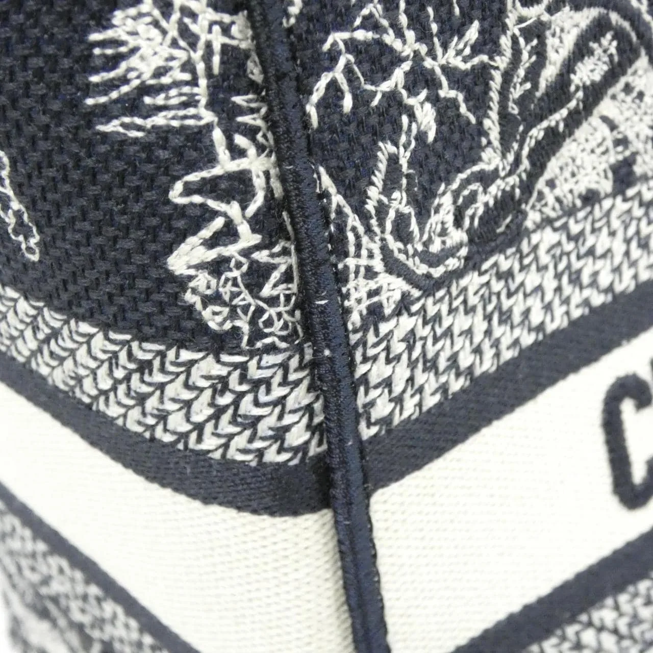 DIOR Lady Dior M0565ORGO Handbag Canvas 黑色 帆布 中古品A - 縮圖 5