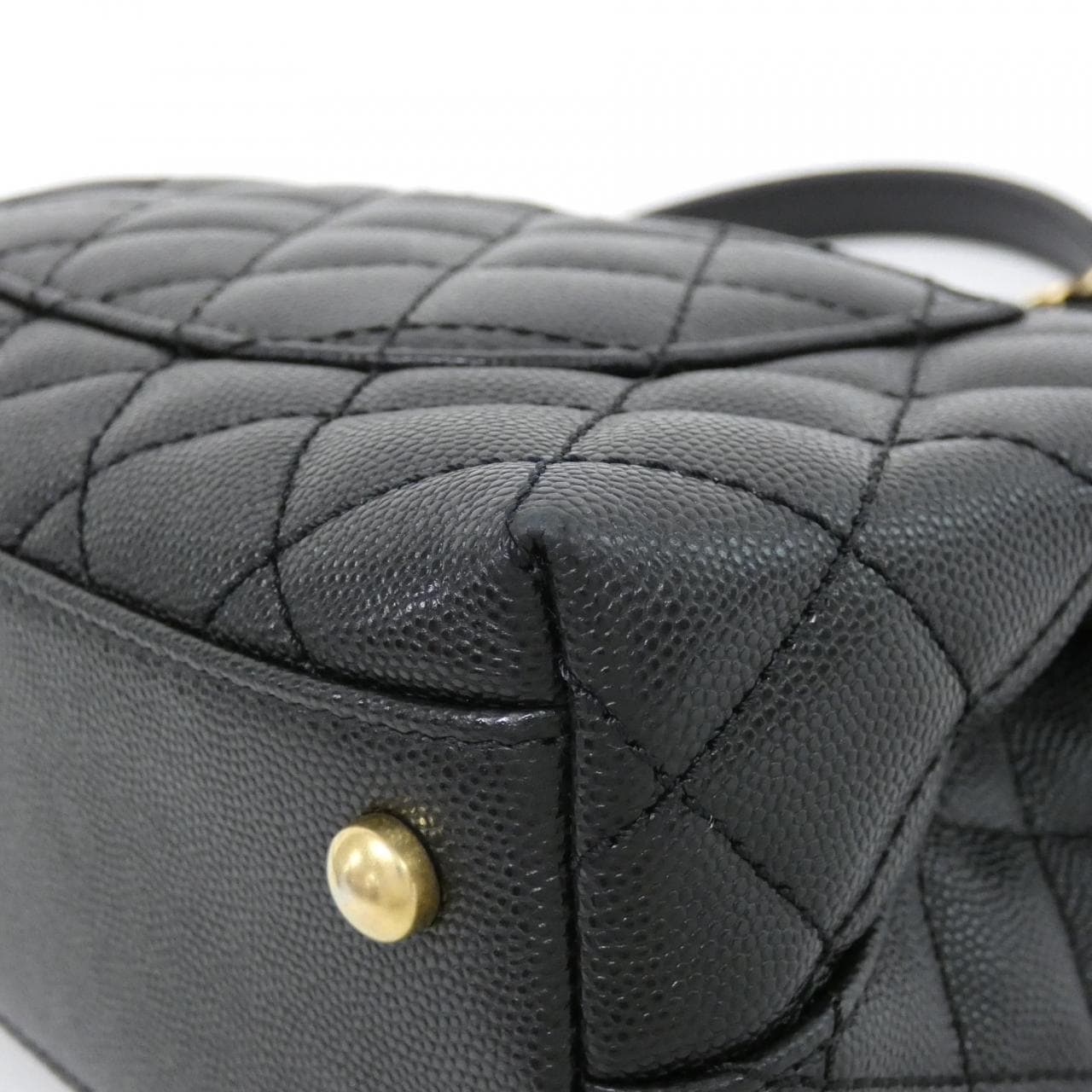 CHANEL Matelasse 92990 Handbag Grained Calfskin 3